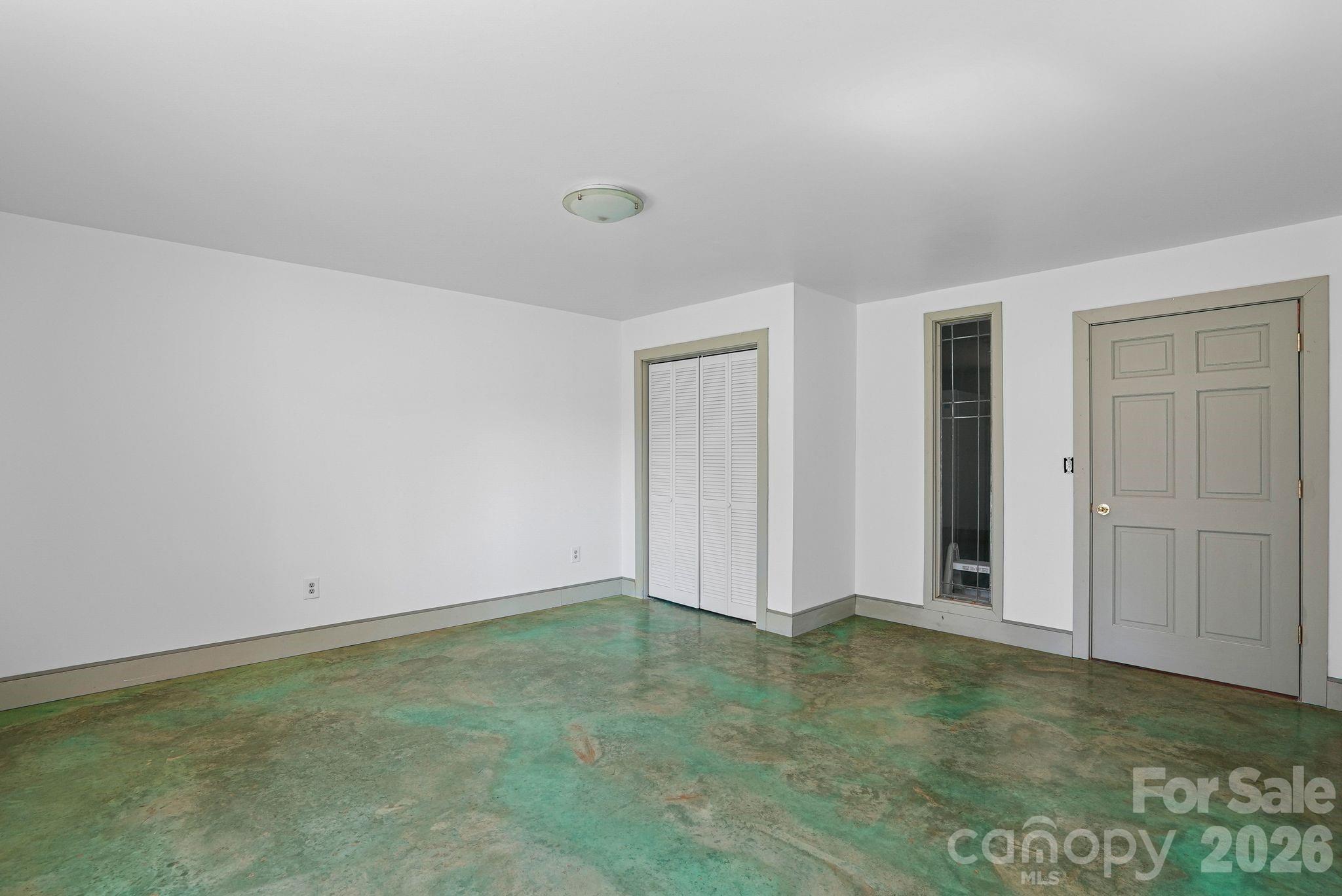 310 Burr Ridge — Marshall