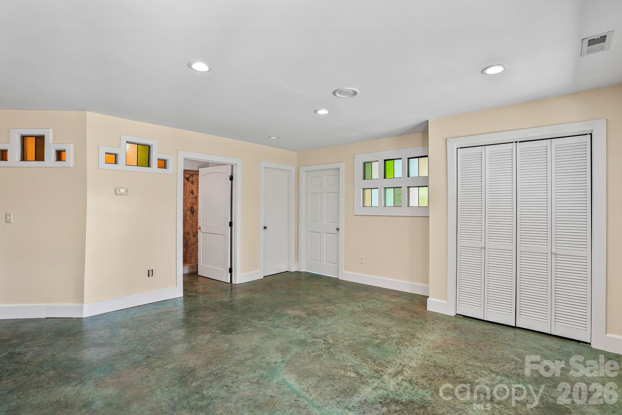 310 Burr Ridge — Marshall