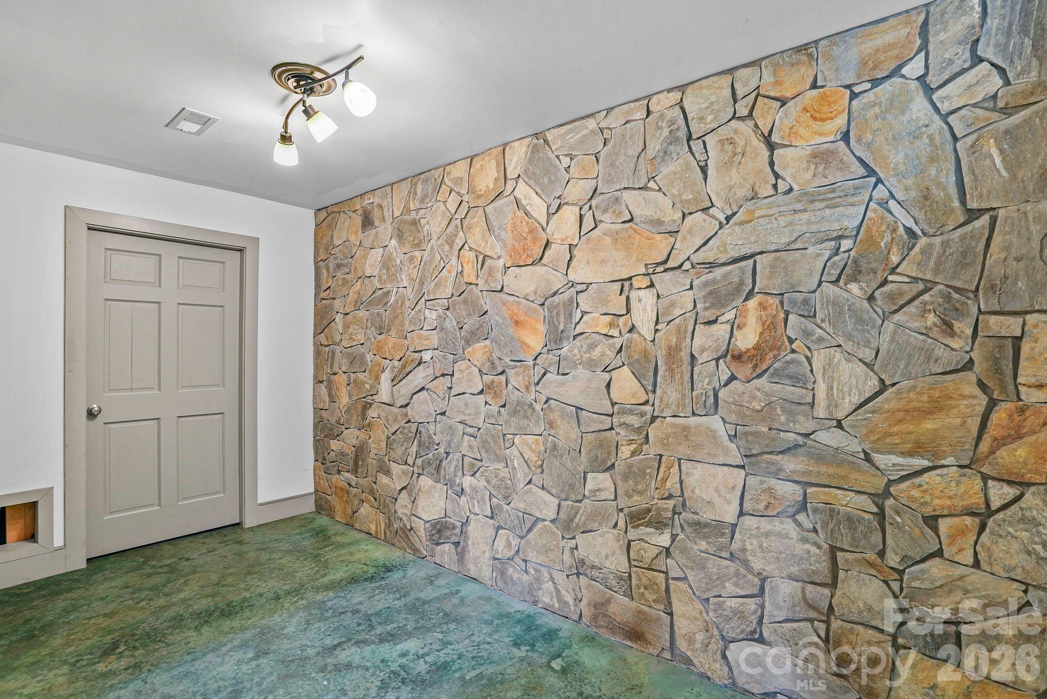 310 Burr Ridge — Marshall