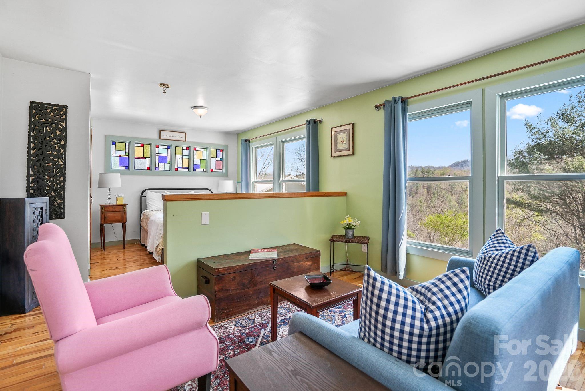 310 Burr Ridge — Marshall