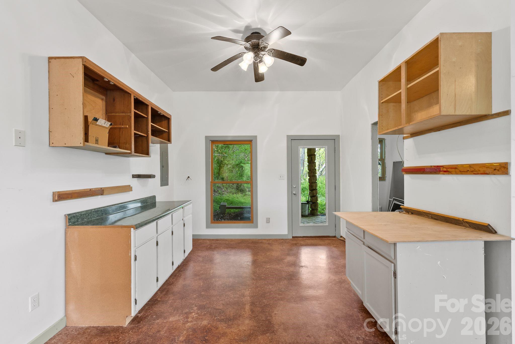 310 Burr Ridge — Marshall
