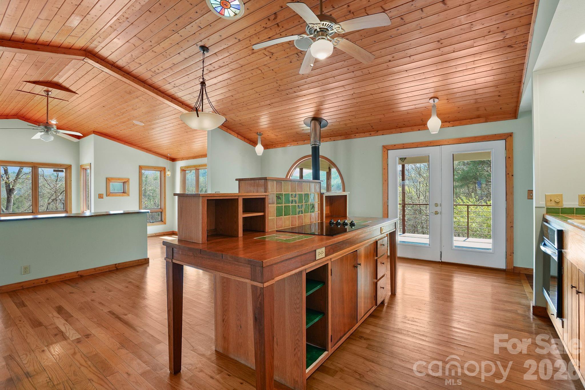 310 Burr Ridge — Marshall