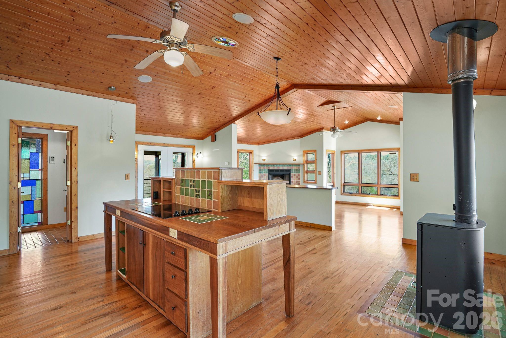 310 Burr Ridge — Marshall