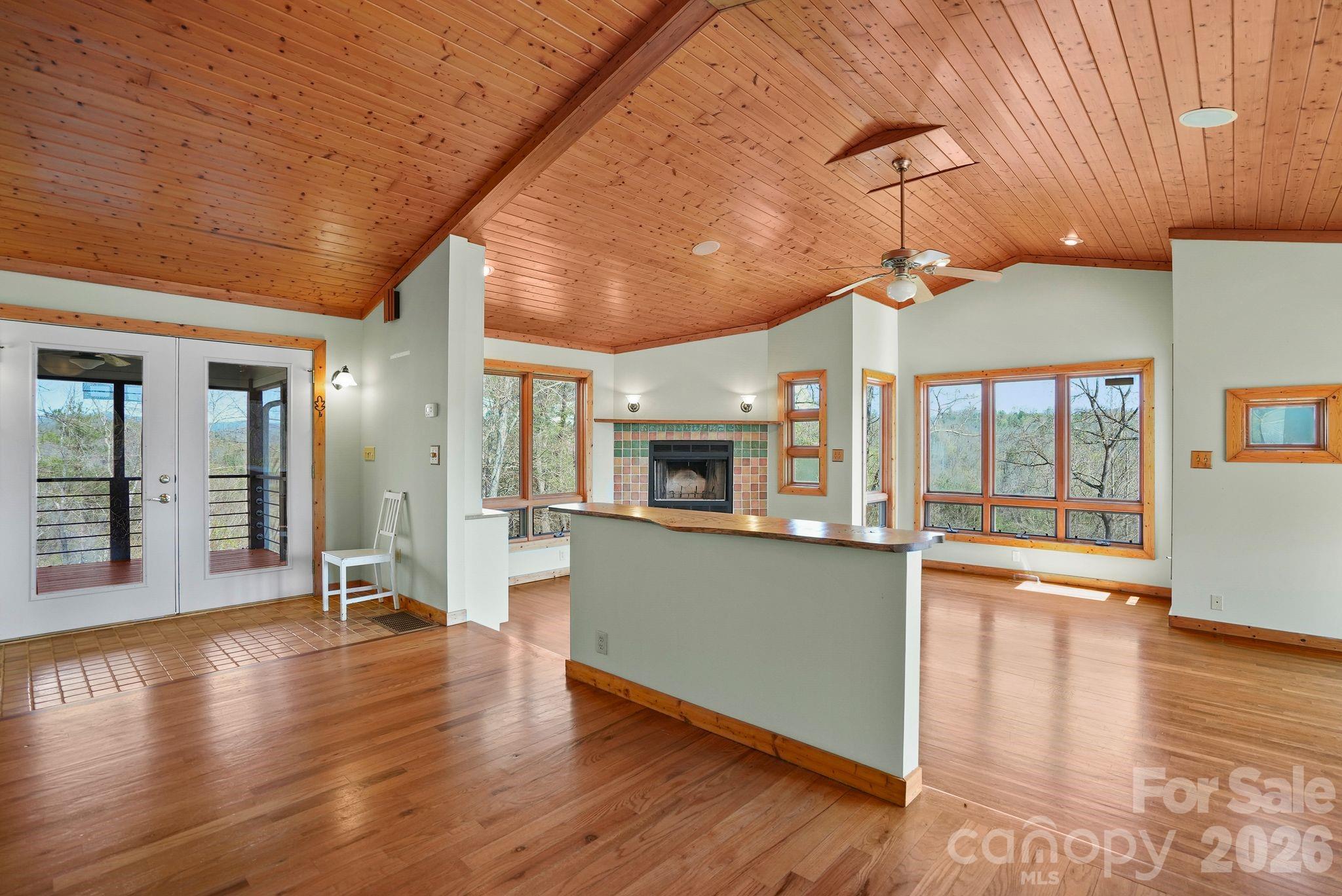 310 Burr Ridge — Marshall
