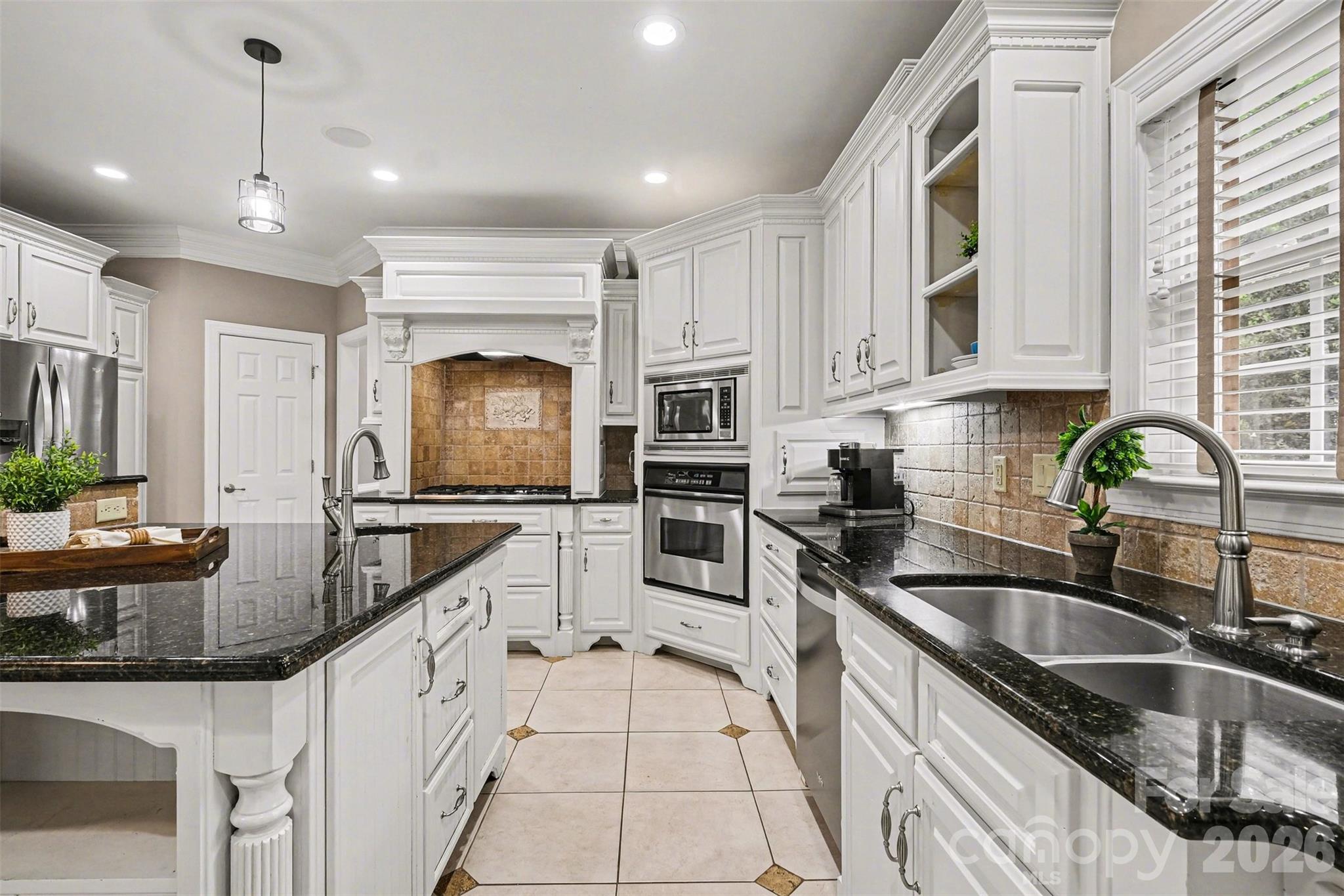 821 Savile Lane — Fort Mill
