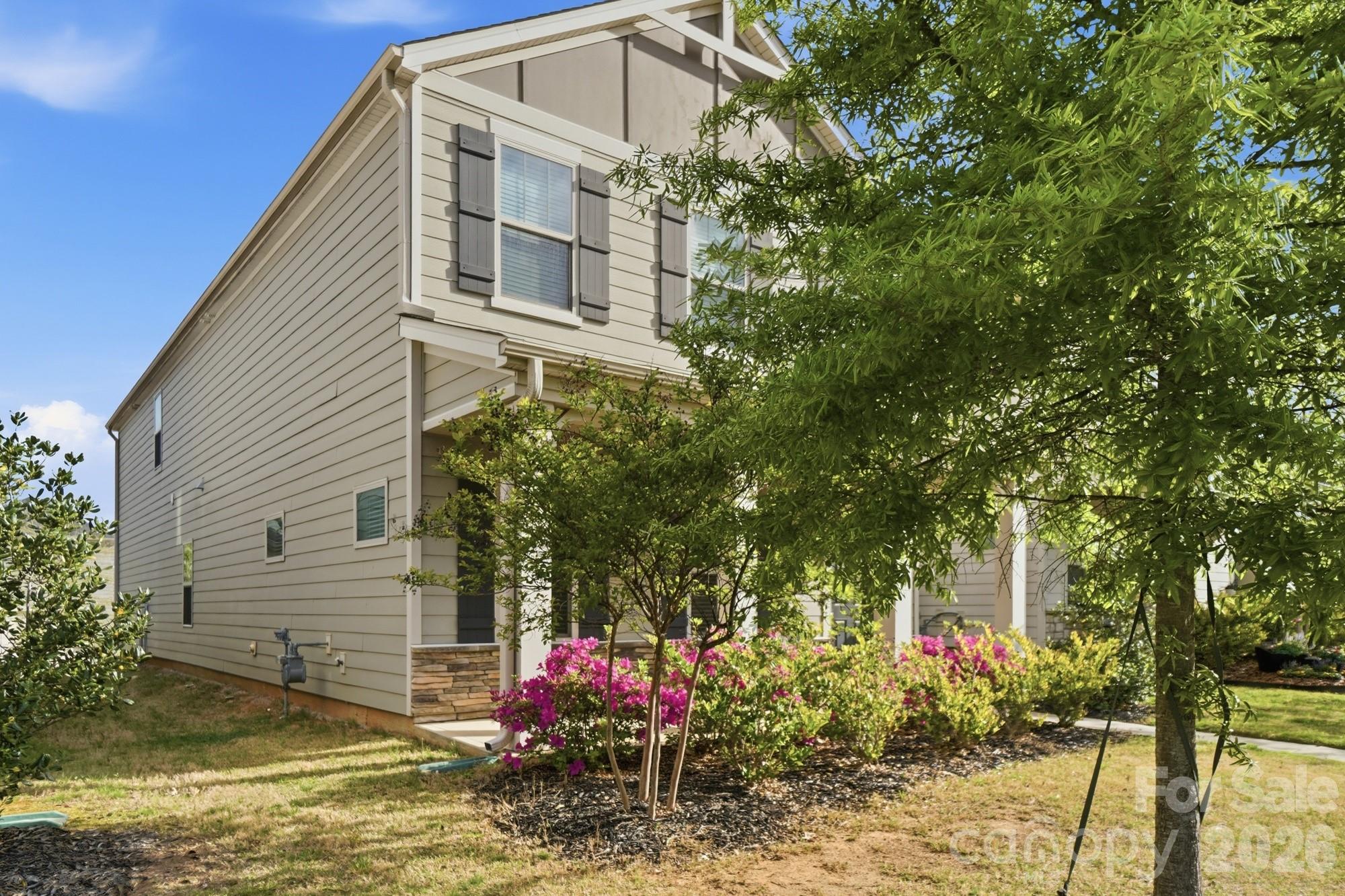 11931 Hambright Road — Huntersville
