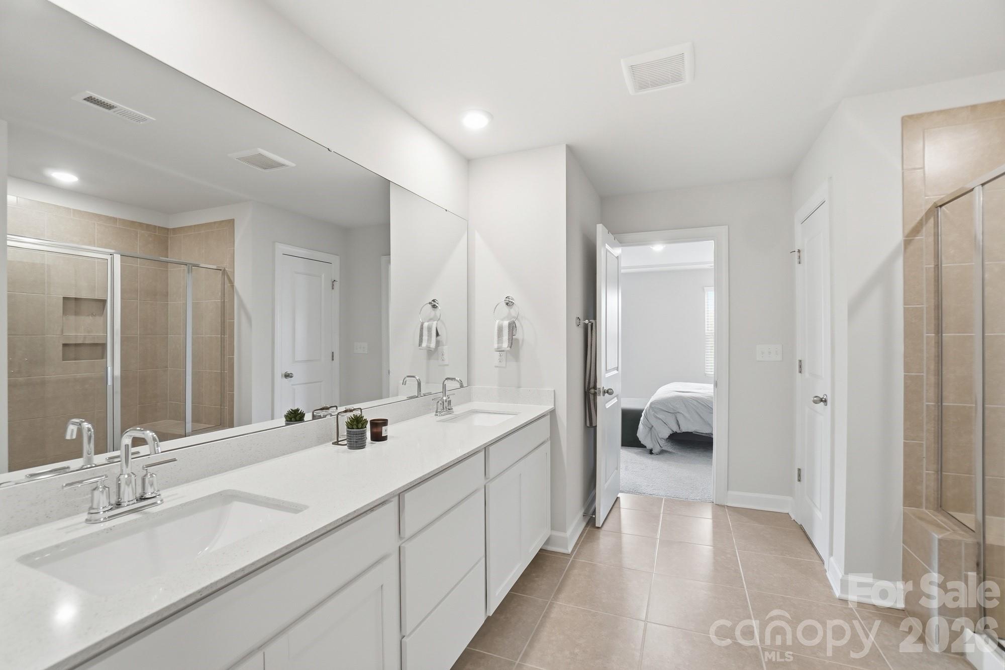 11931 Hambright Road — Huntersville