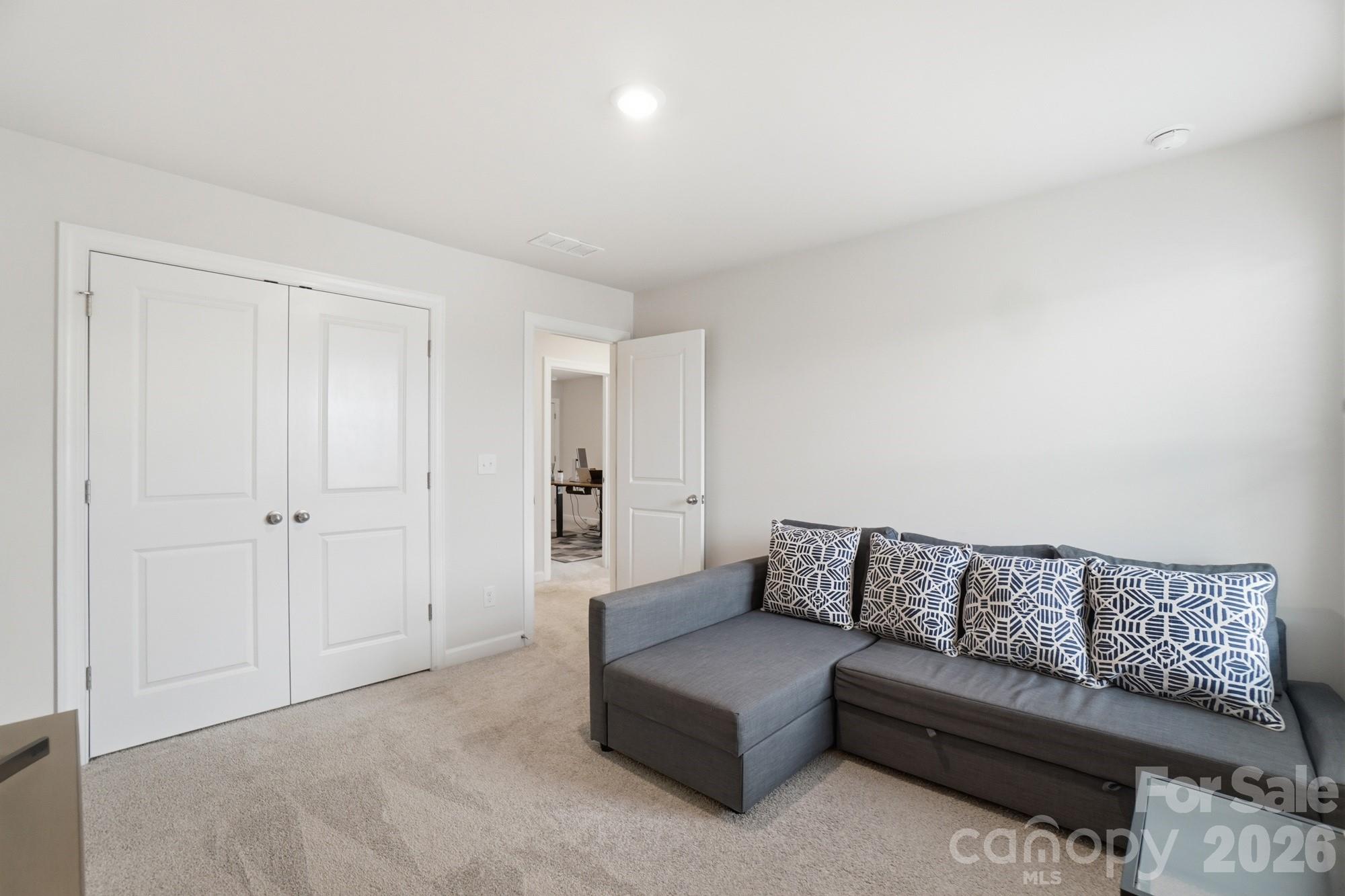 11931 Hambright Road — Huntersville