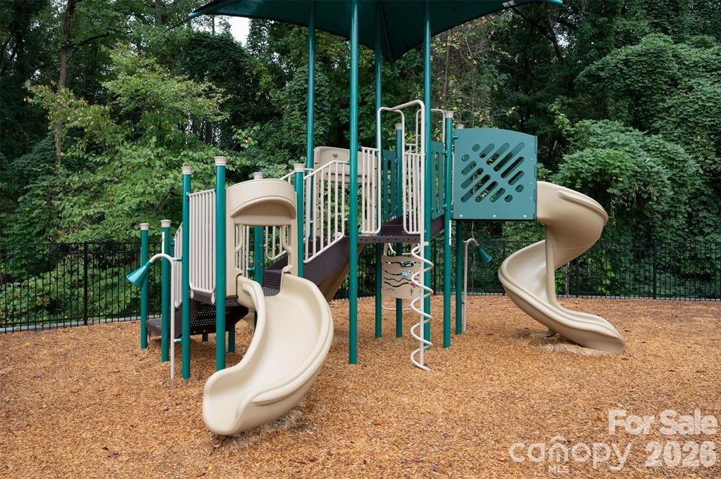 1331 Mifflin Lane — Dallas