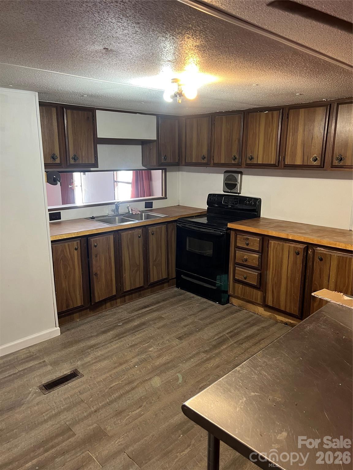 150 Combo Court — Waynesville