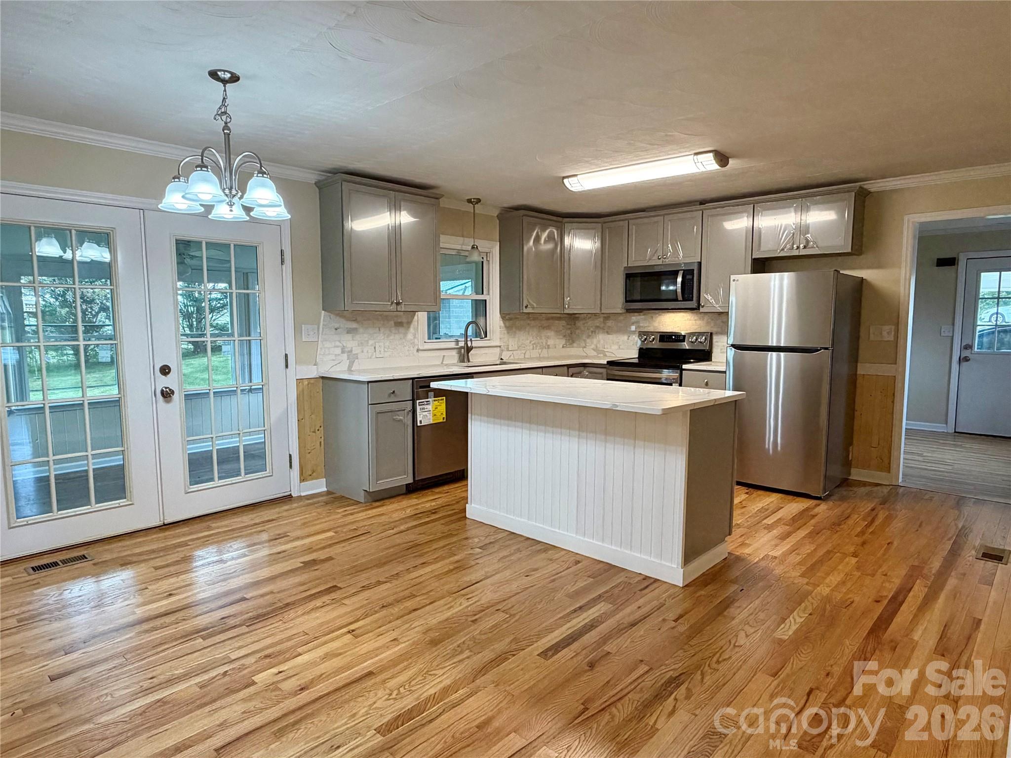 6257 W NC 10 Highway — Hickory