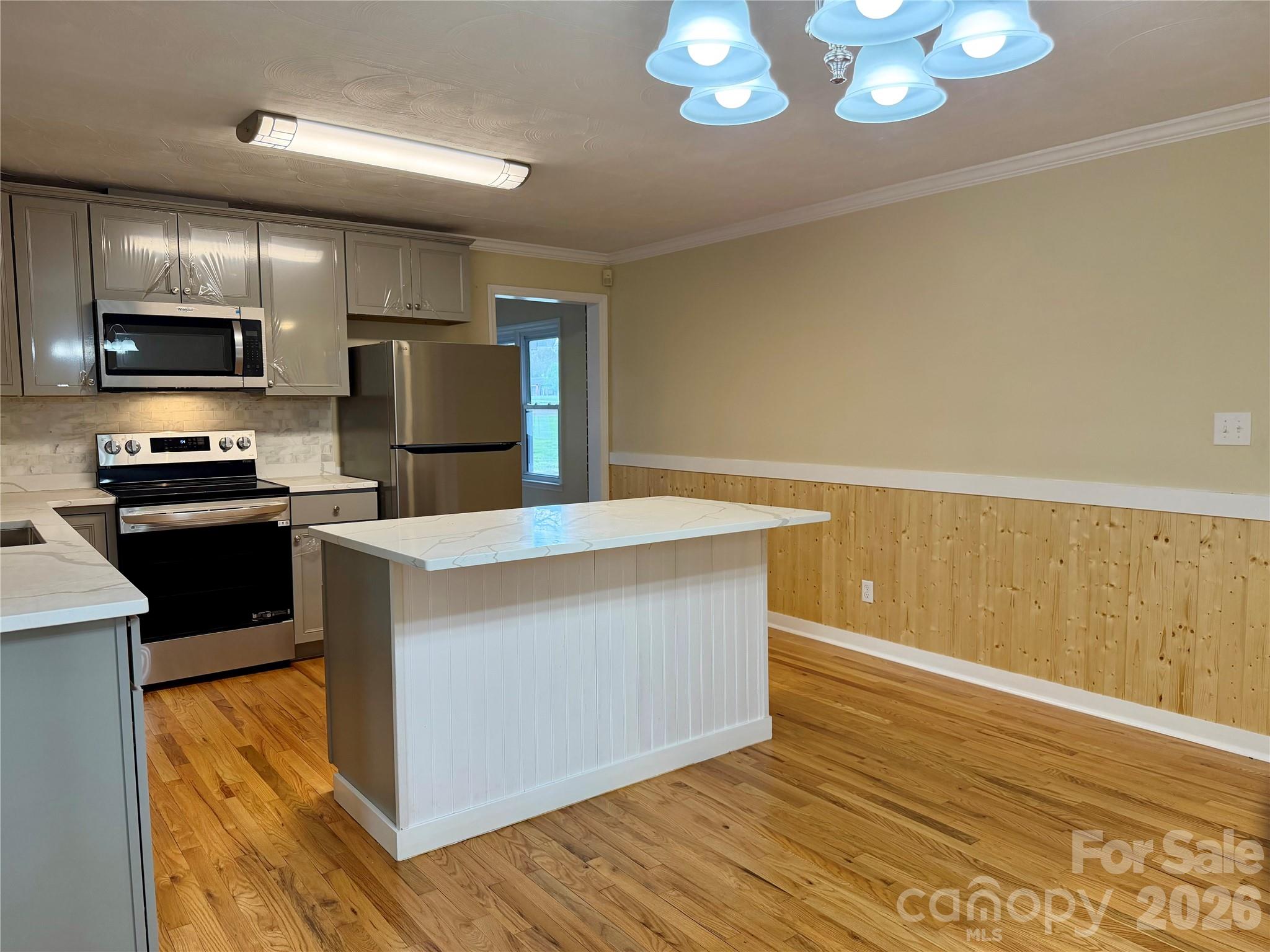 6257 W NC 10 Highway — Hickory