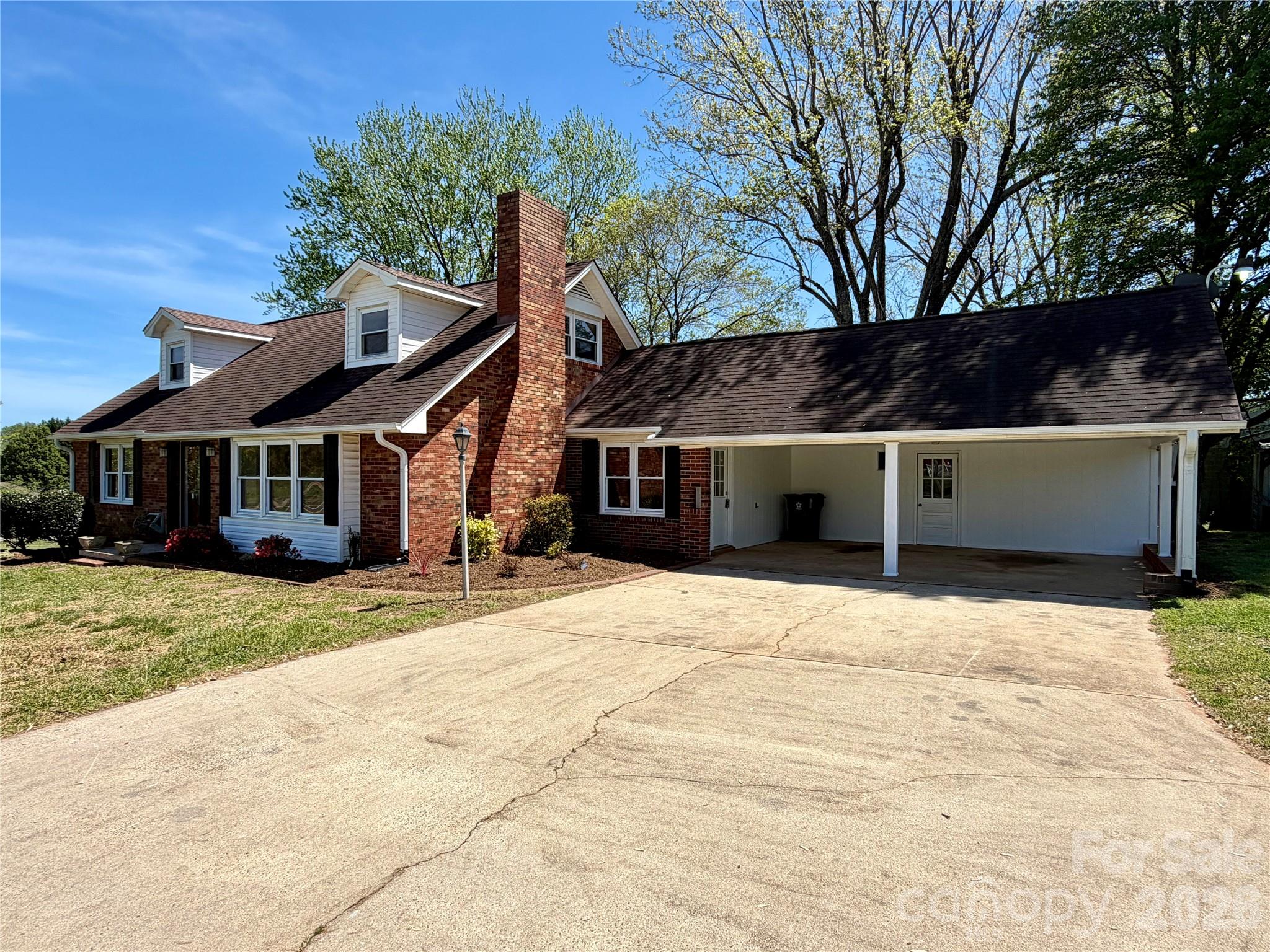 6257 W NC 10 Highway — Hickory