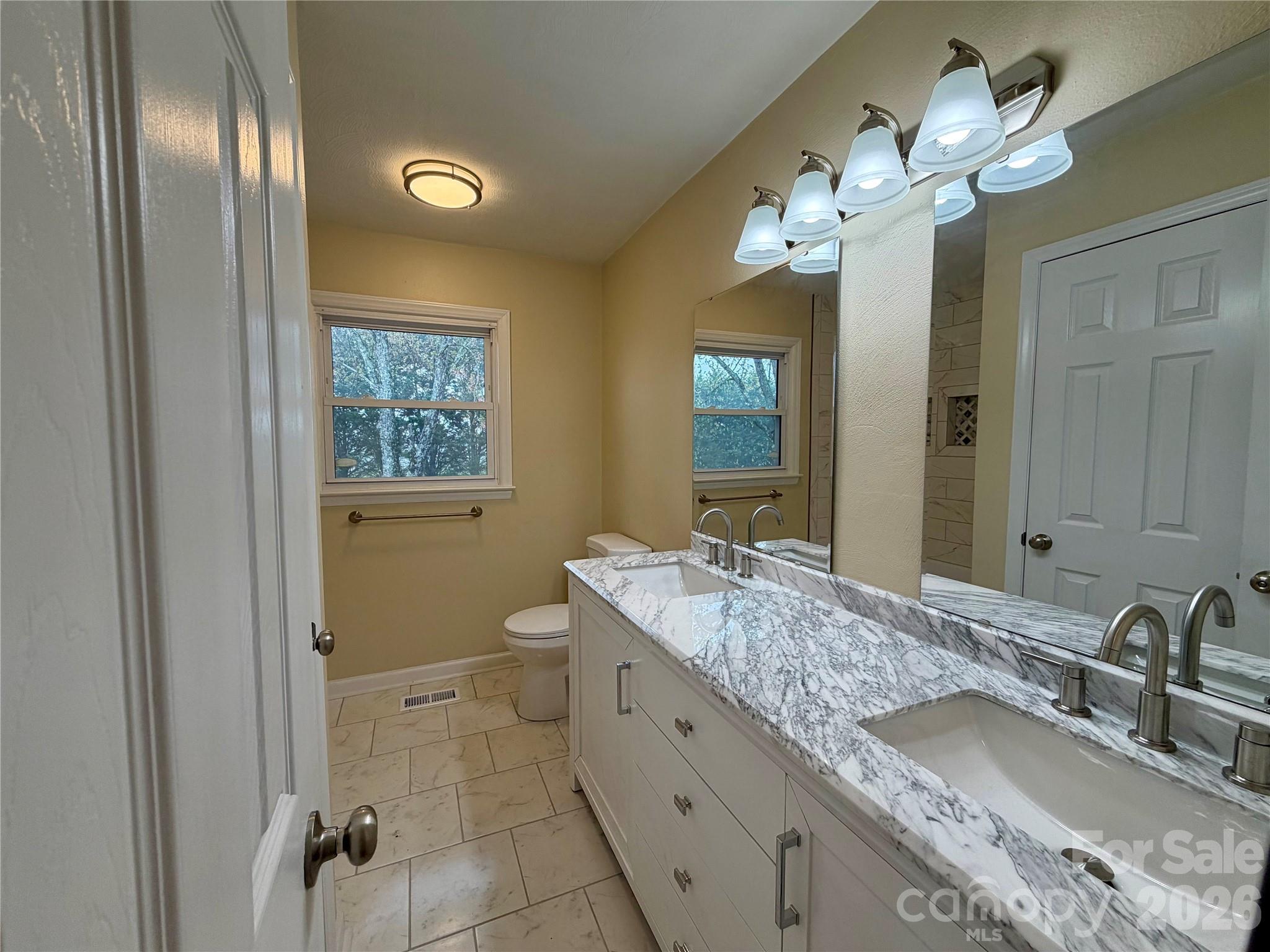 6257 W NC 10 Highway — Hickory