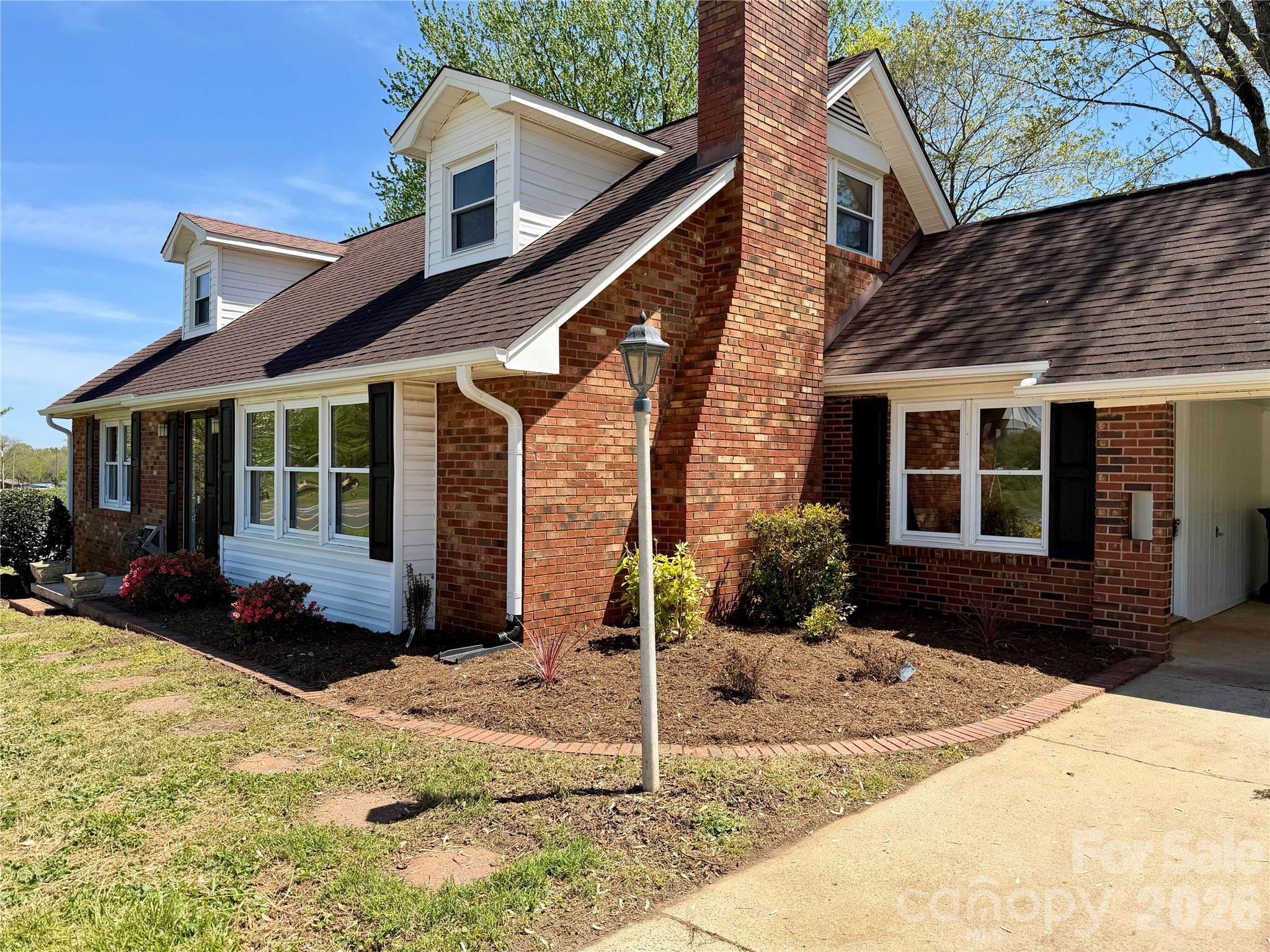 6257 W NC 10 Highway — Hickory