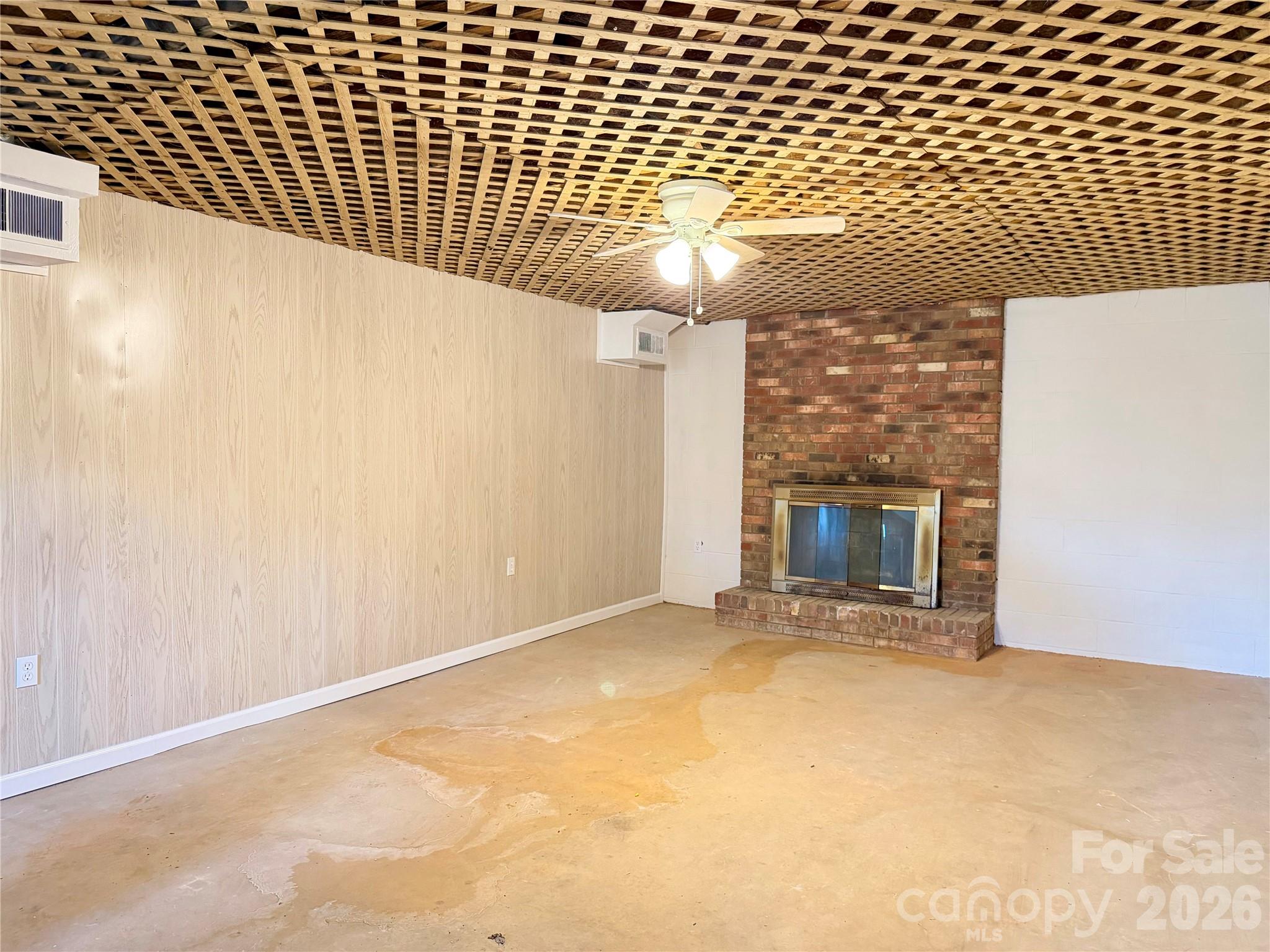 6257 W NC 10 Highway — Hickory
