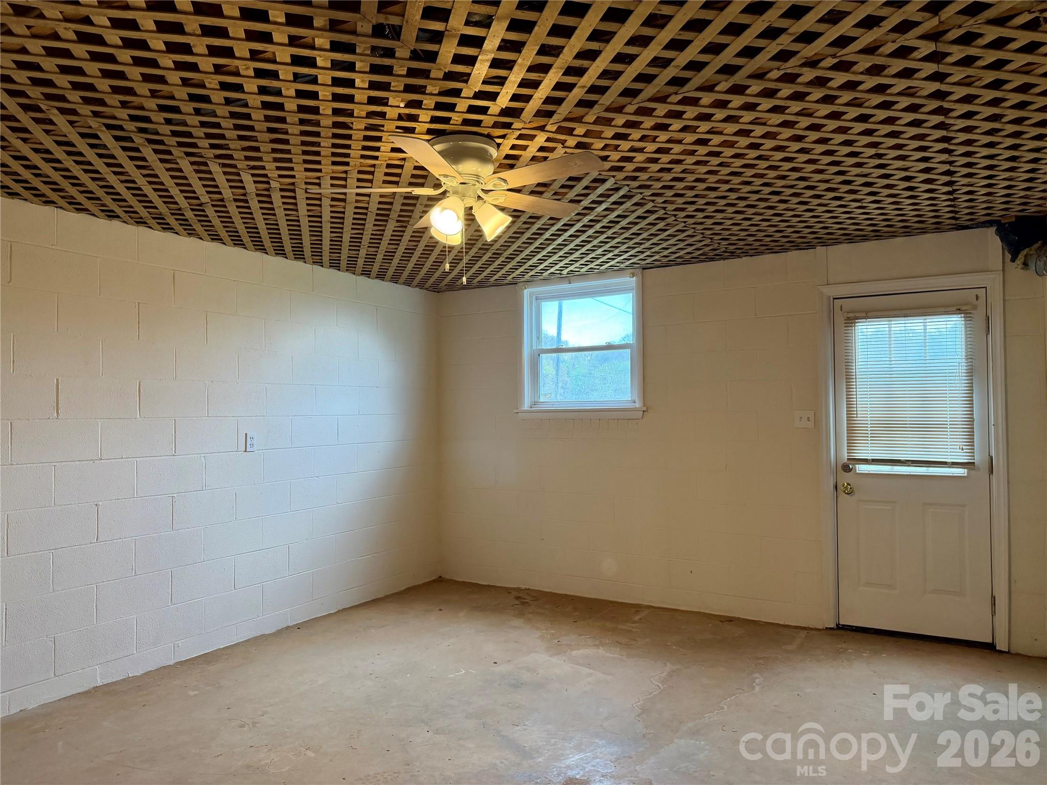 6257 W NC 10 Highway — Hickory