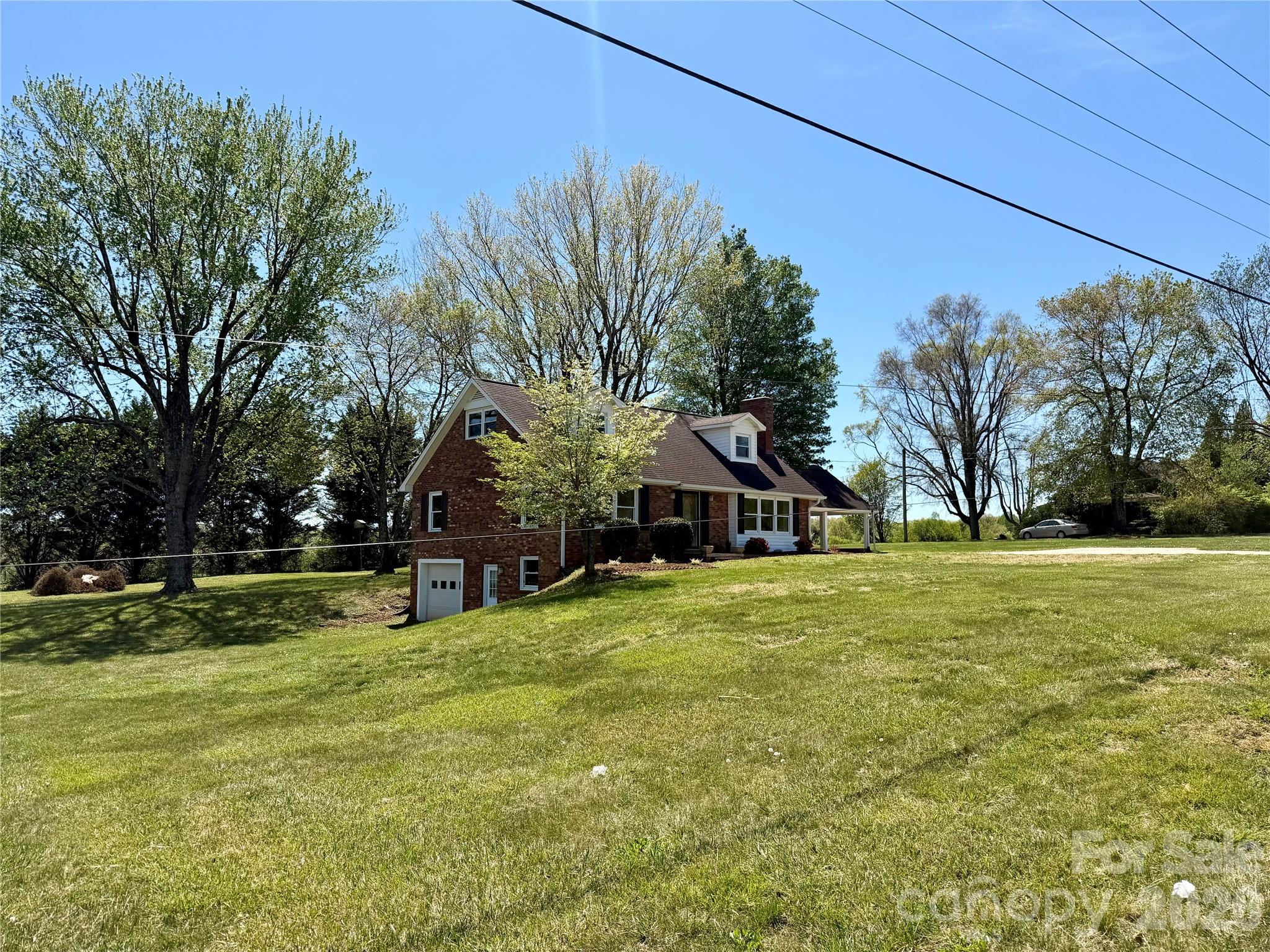 6257 W NC 10 Highway — Hickory