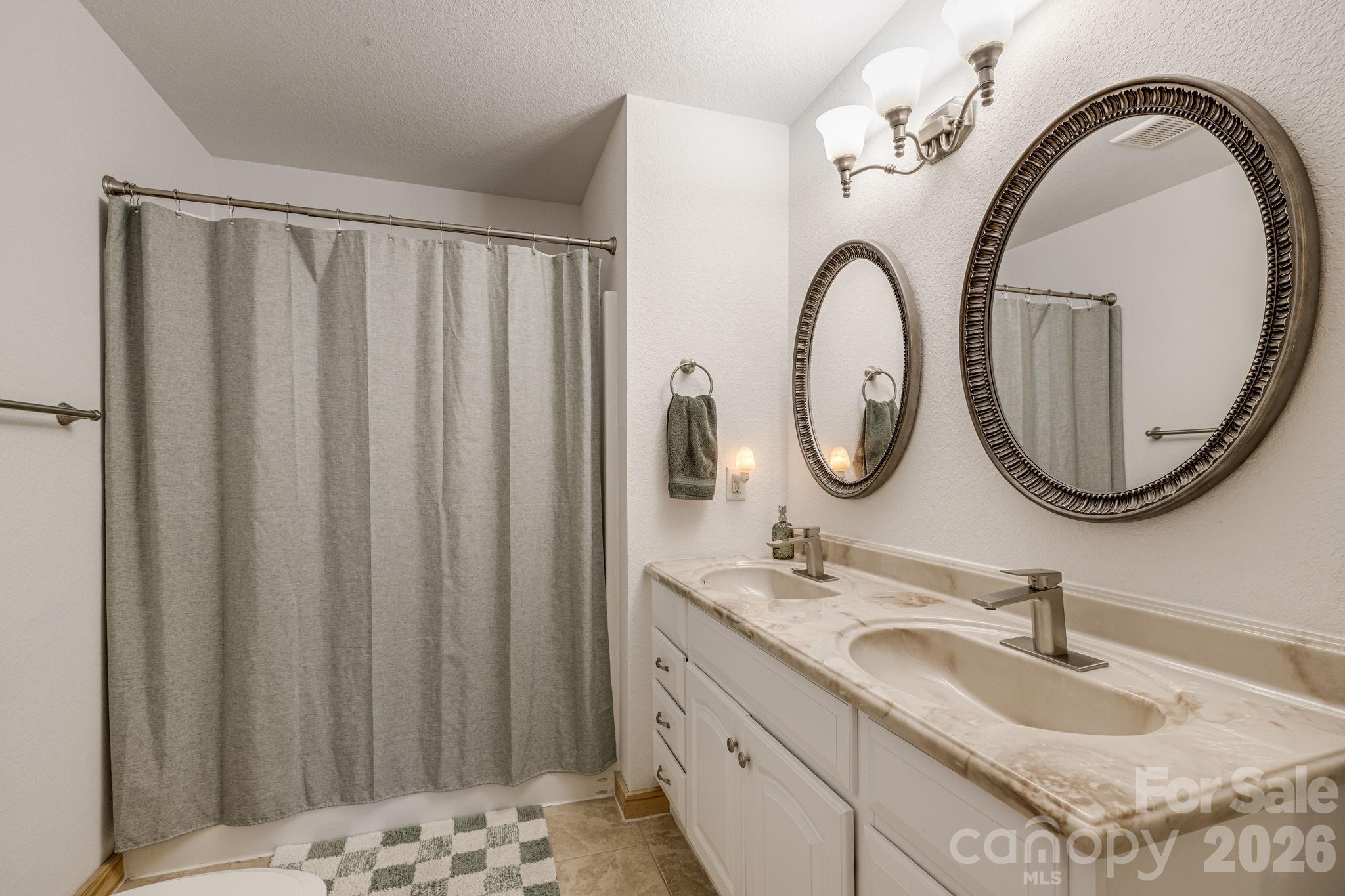 517 Pheasant Street — Lake Lure