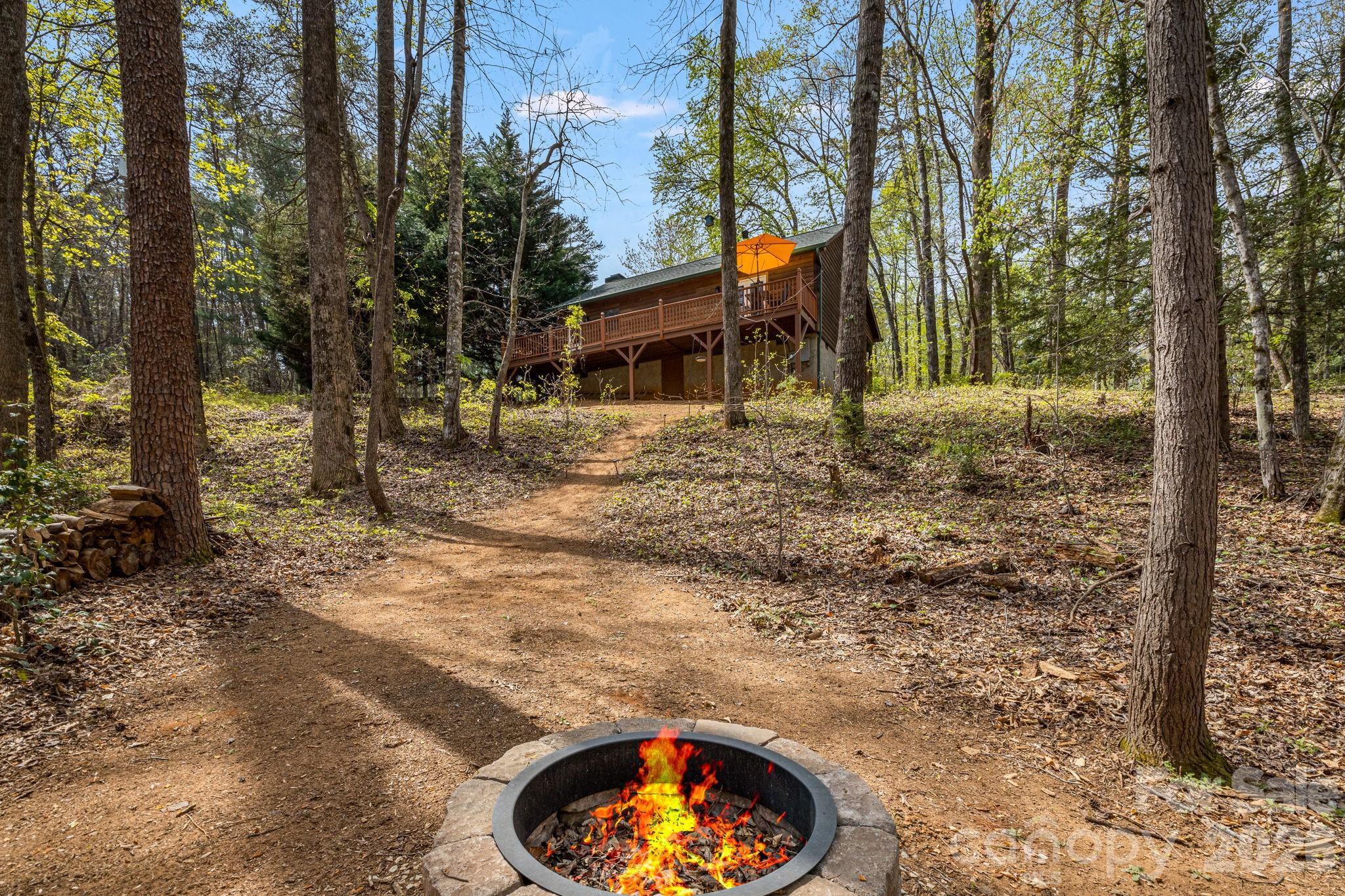 517 Pheasant Street — Lake Lure