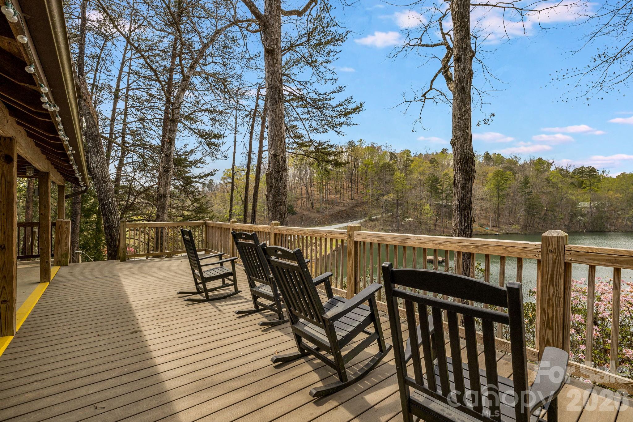 517 Pheasant Street — Lake Lure