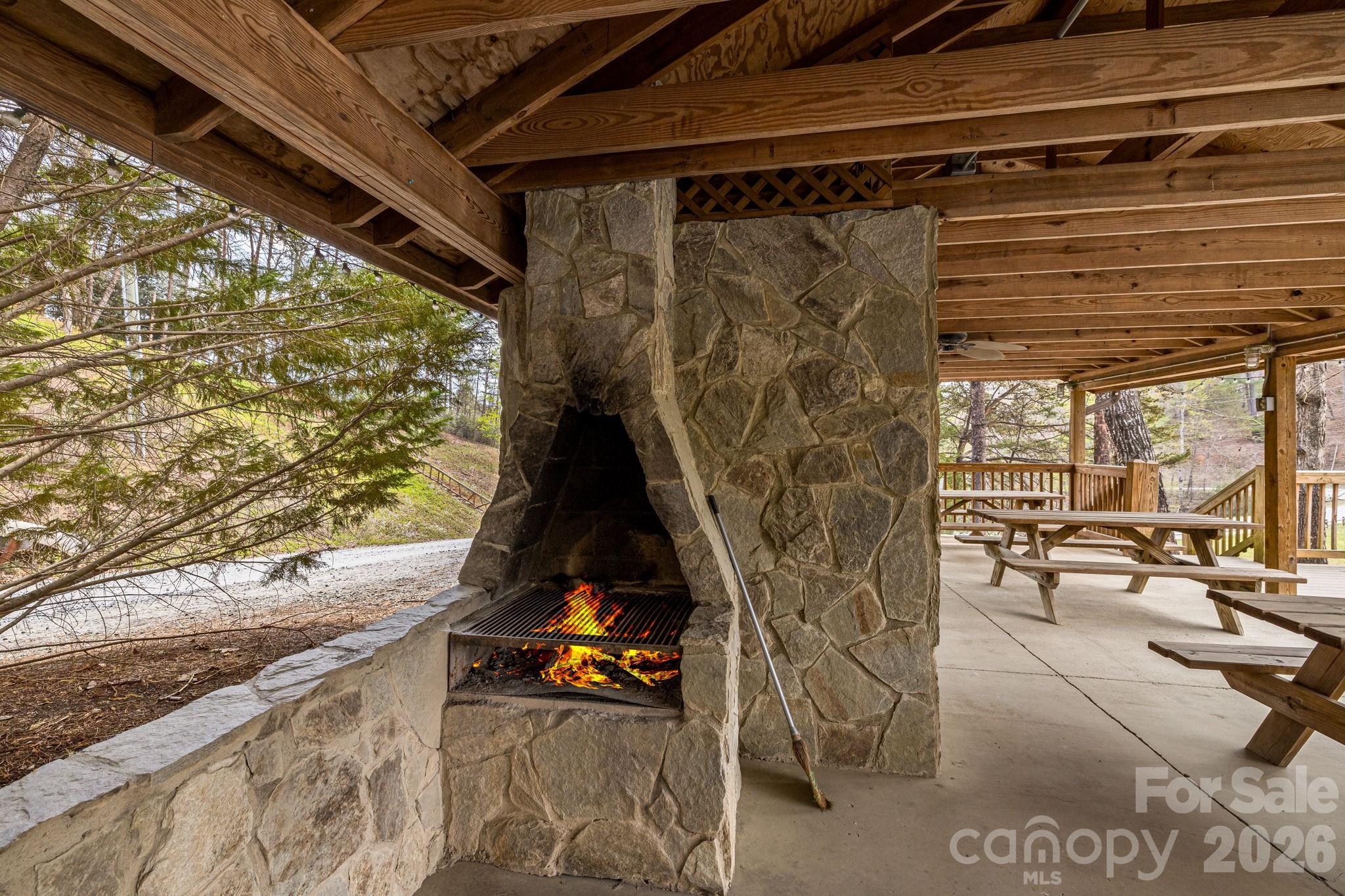 517 Pheasant Street — Lake Lure