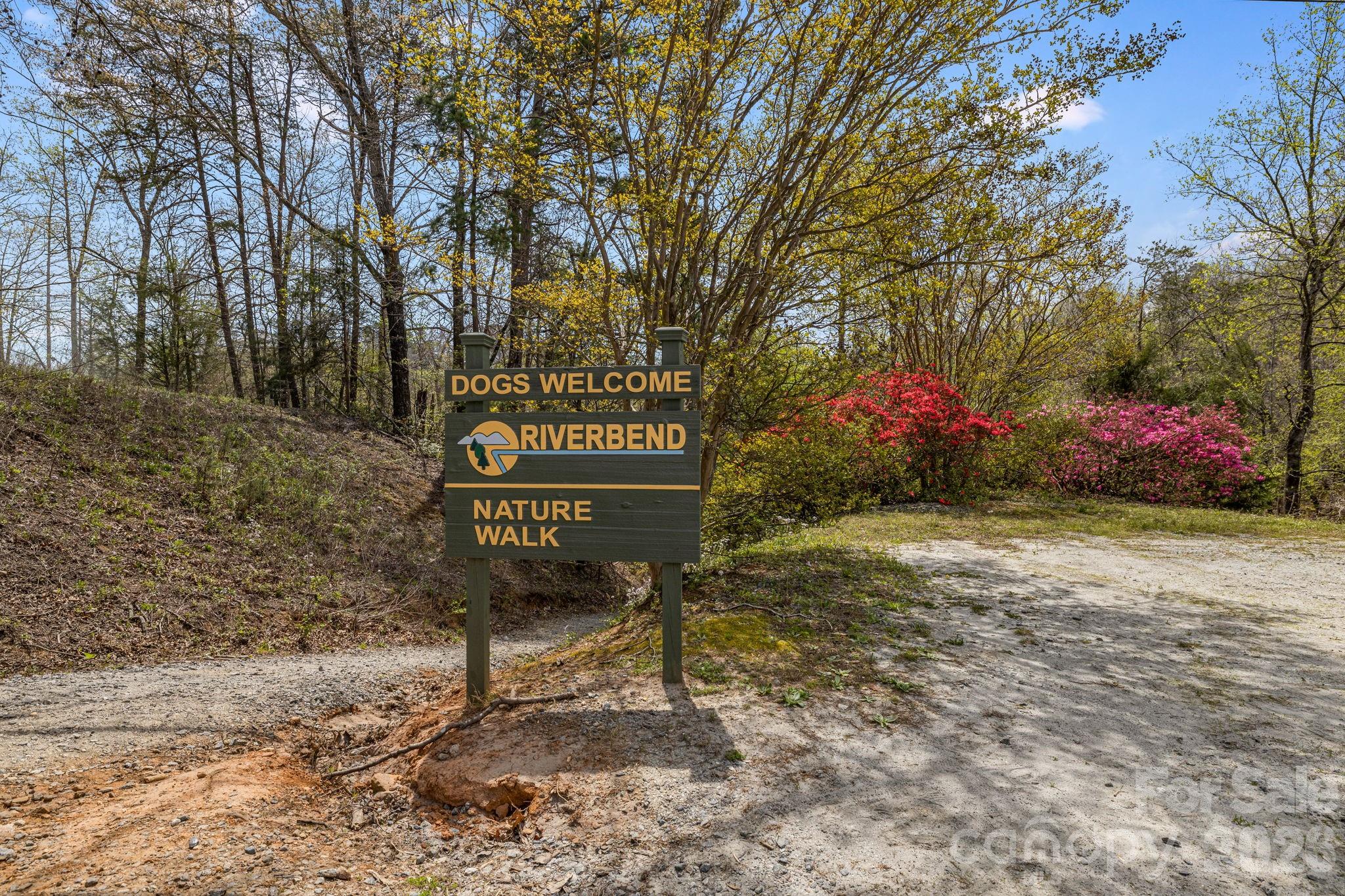 517 Pheasant Street — Lake Lure