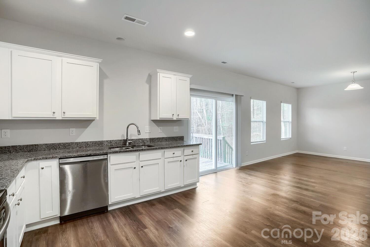 1333 Ron Whicker Drive — Catawba