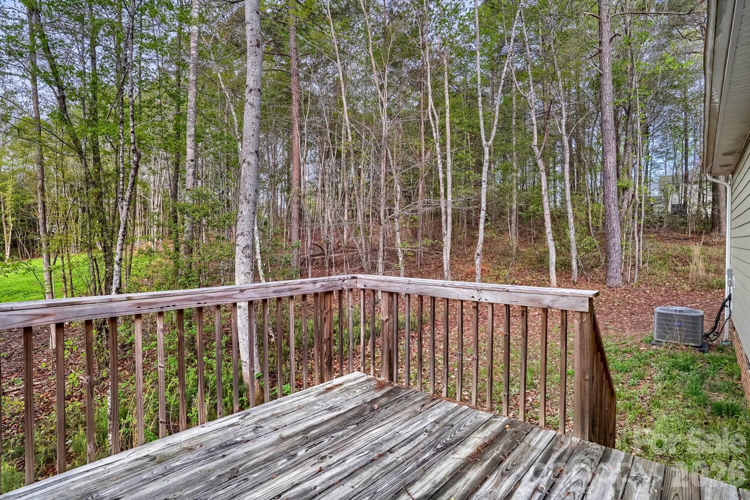 1333 Ron Whicker Drive — Catawba