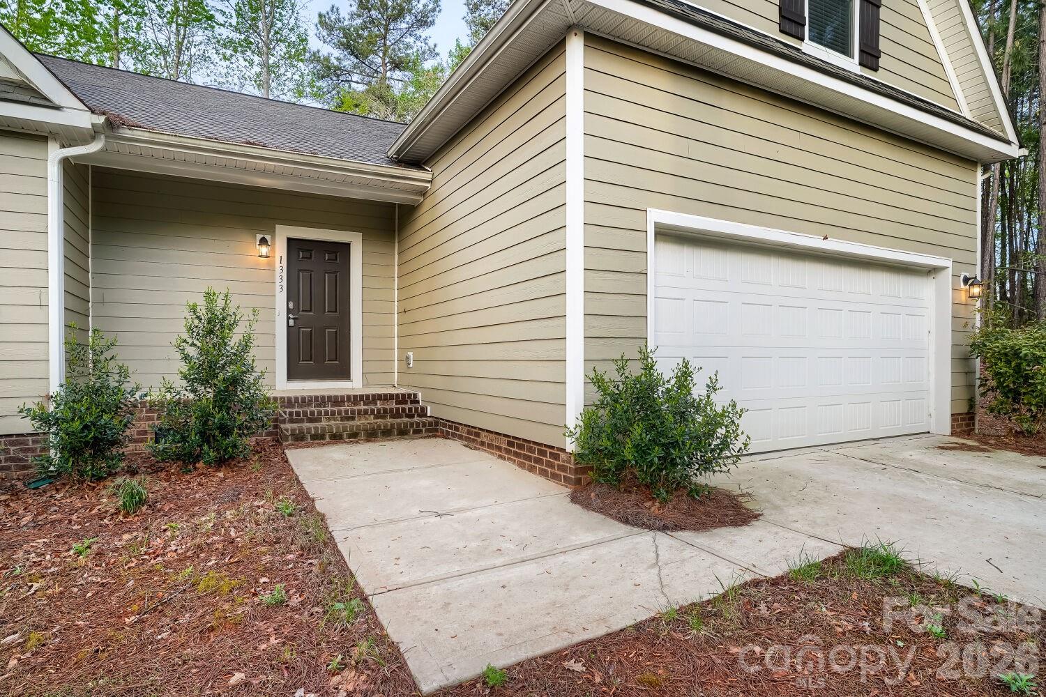 1333 Ron Whicker Drive — Catawba