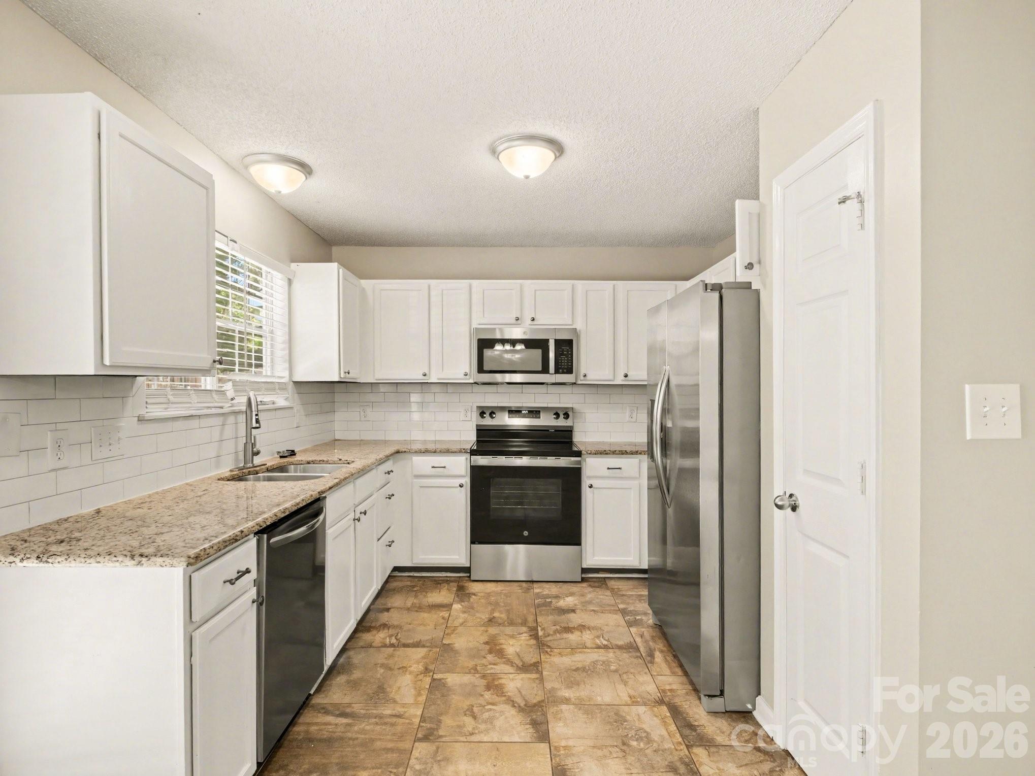 9214 Rotherham Lane — Charlotte