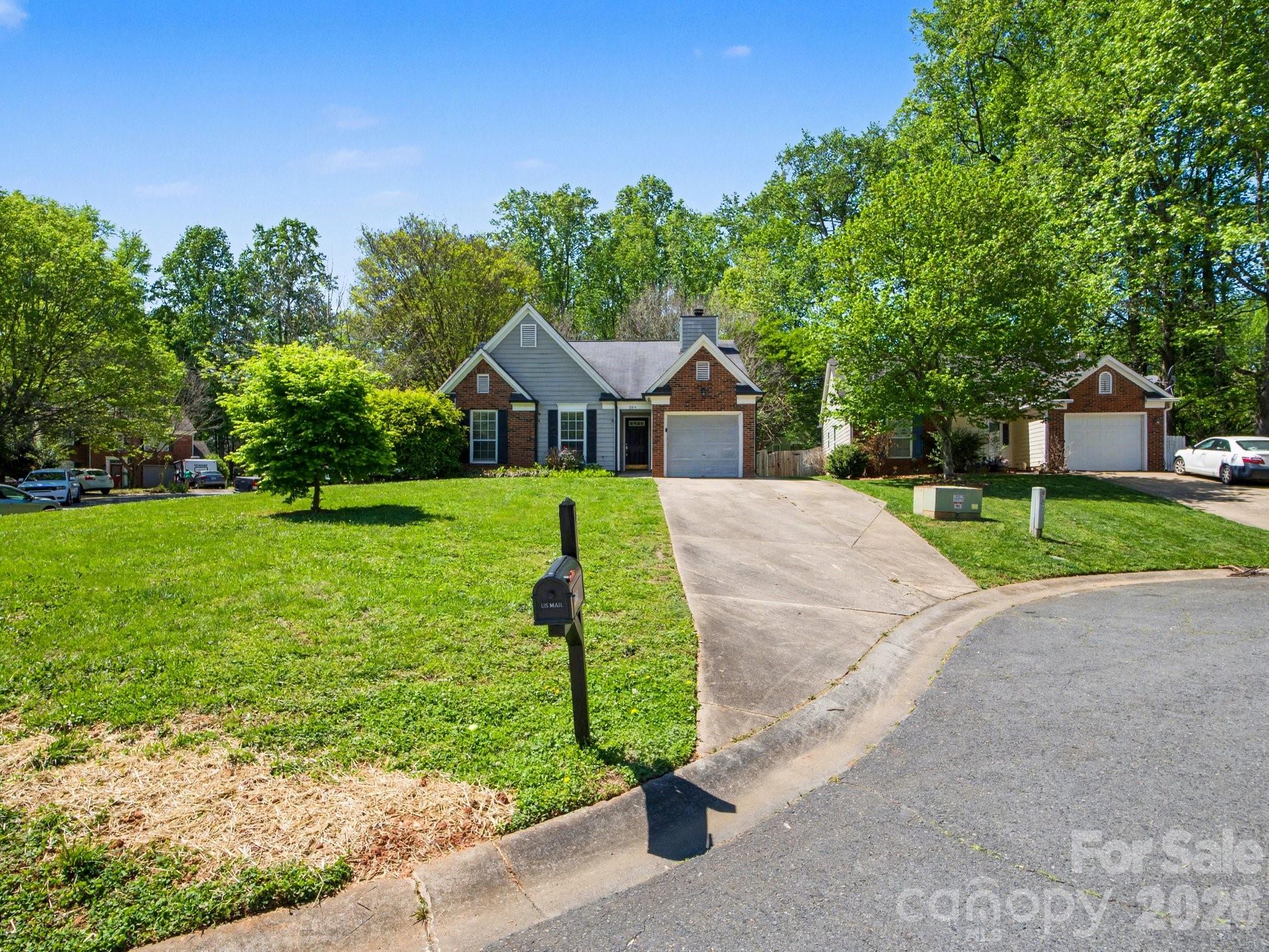 9214 Rotherham Lane — Charlotte