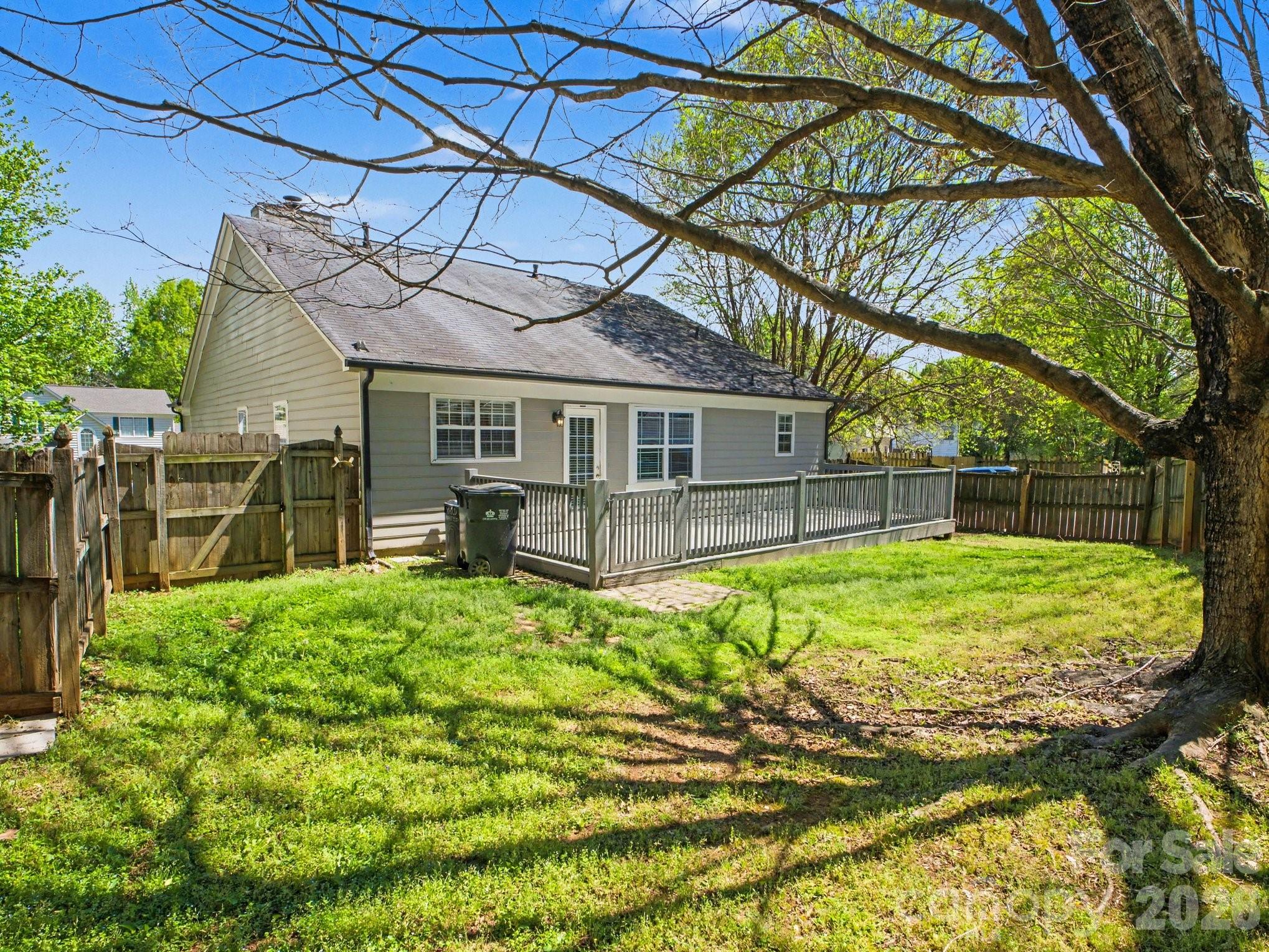 9214 Rotherham Lane — Charlotte