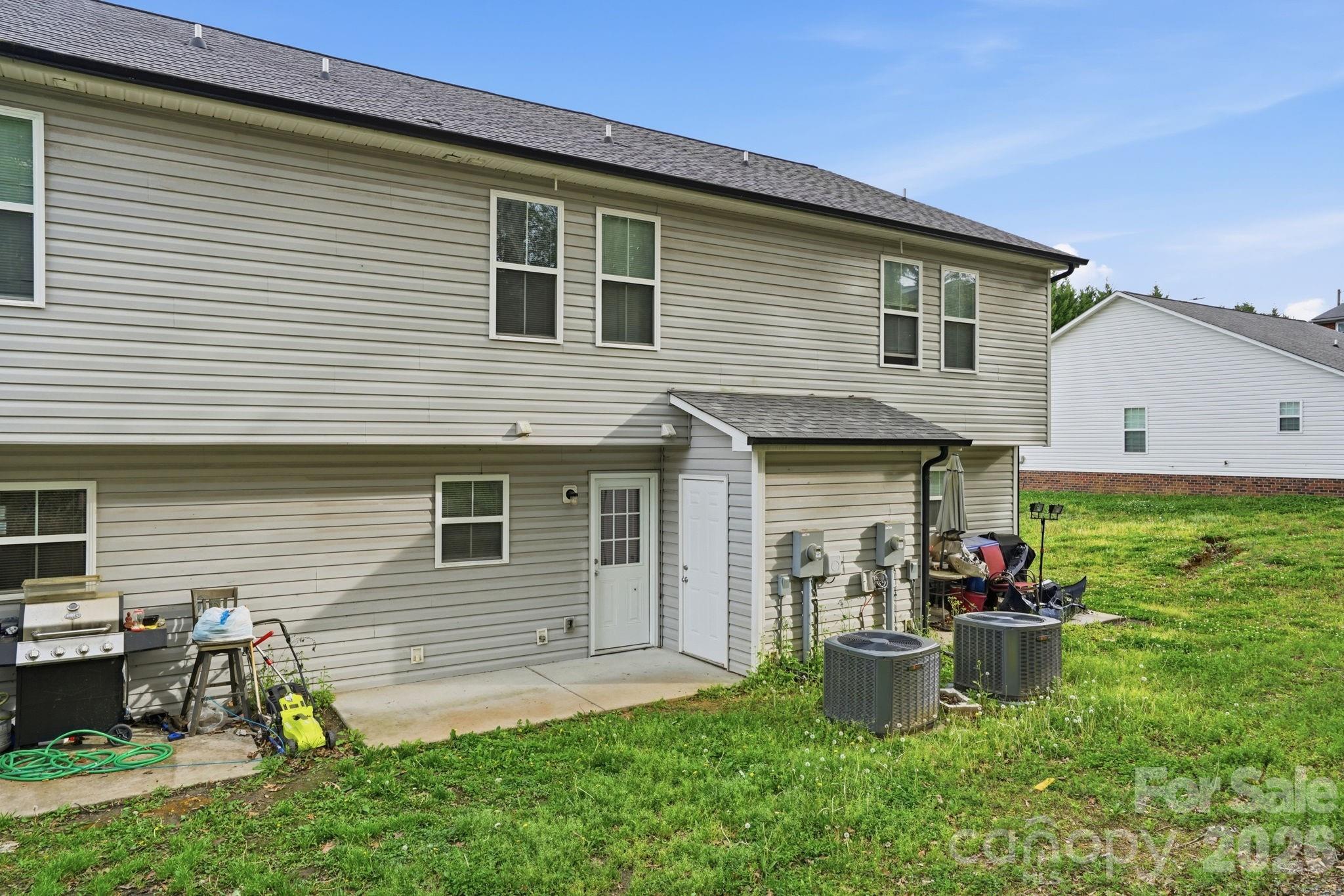 153 Mckinnon Avenue NE — Concord