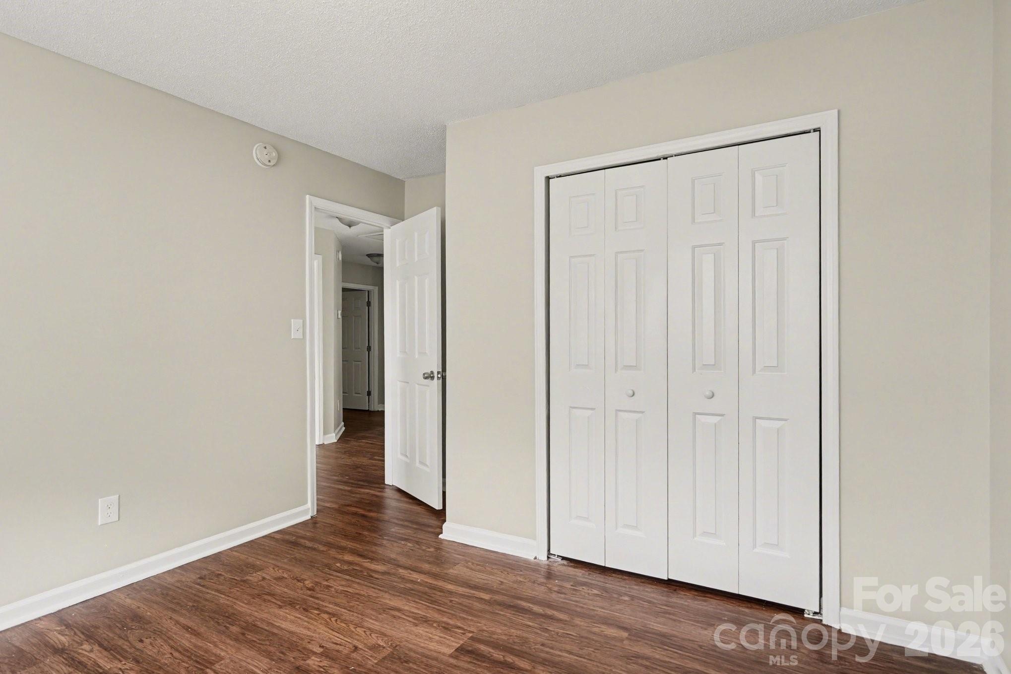 13003 Shannon Park Lane — Charlotte