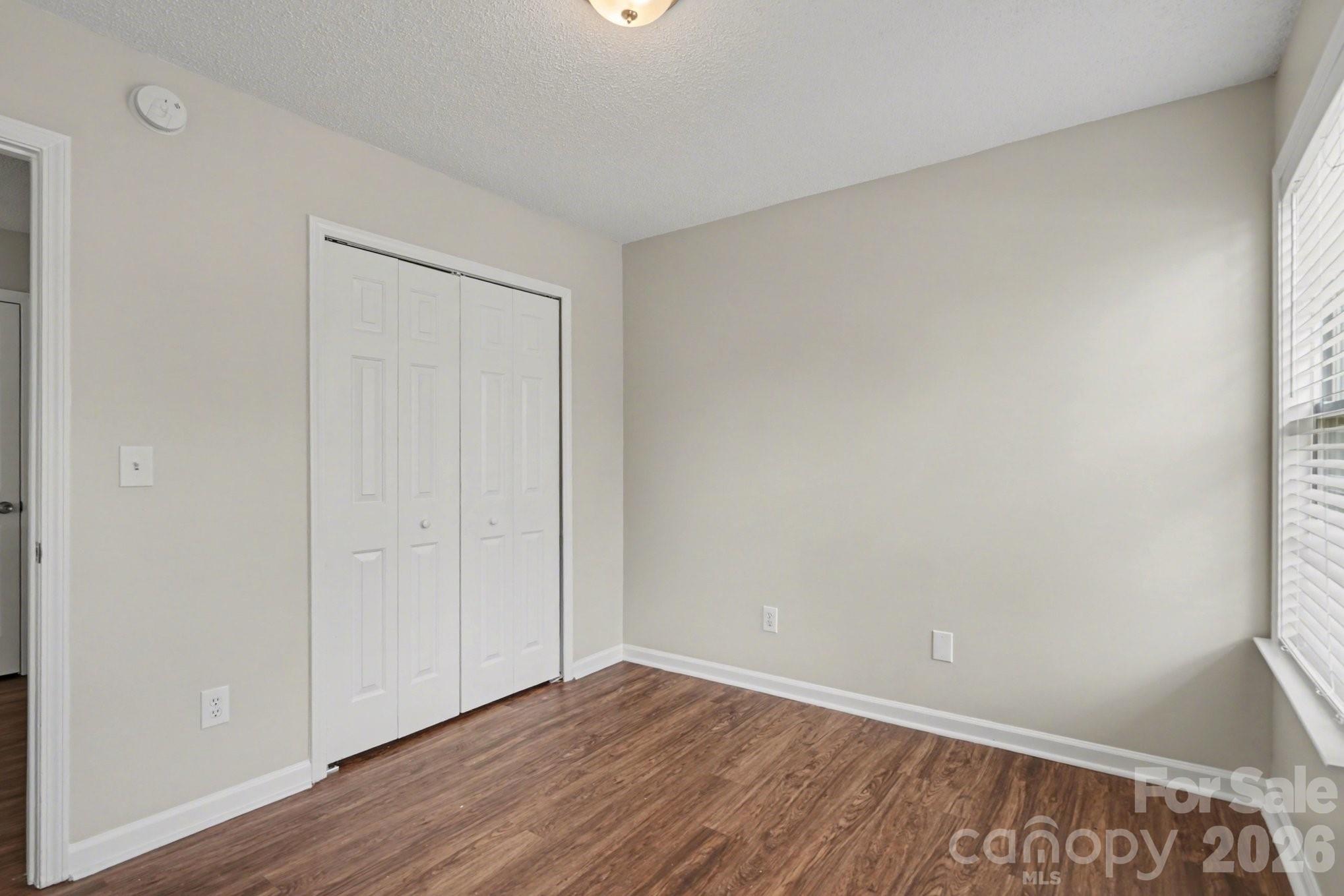 13003 Shannon Park Lane — Charlotte