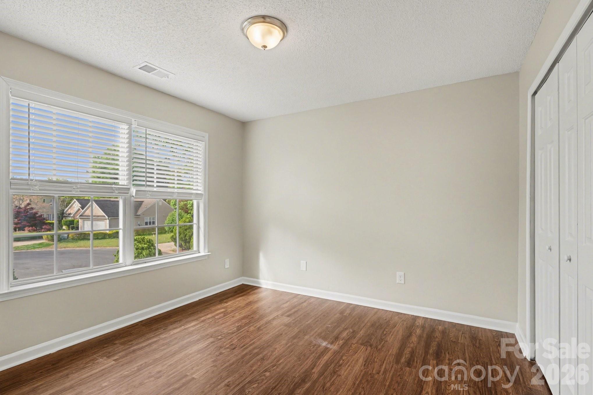 13003 Shannon Park Lane — Charlotte