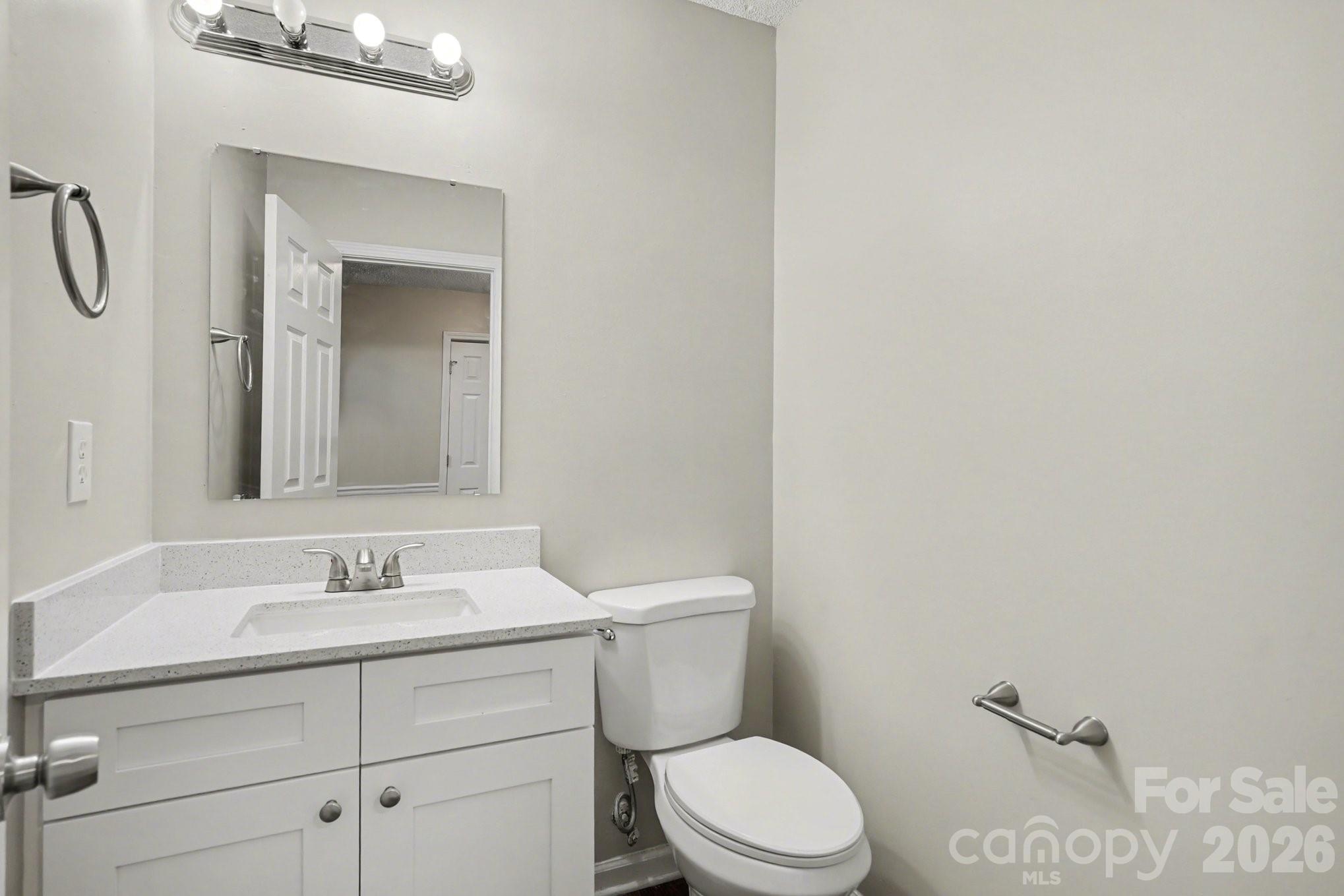 13003 Shannon Park Lane — Charlotte