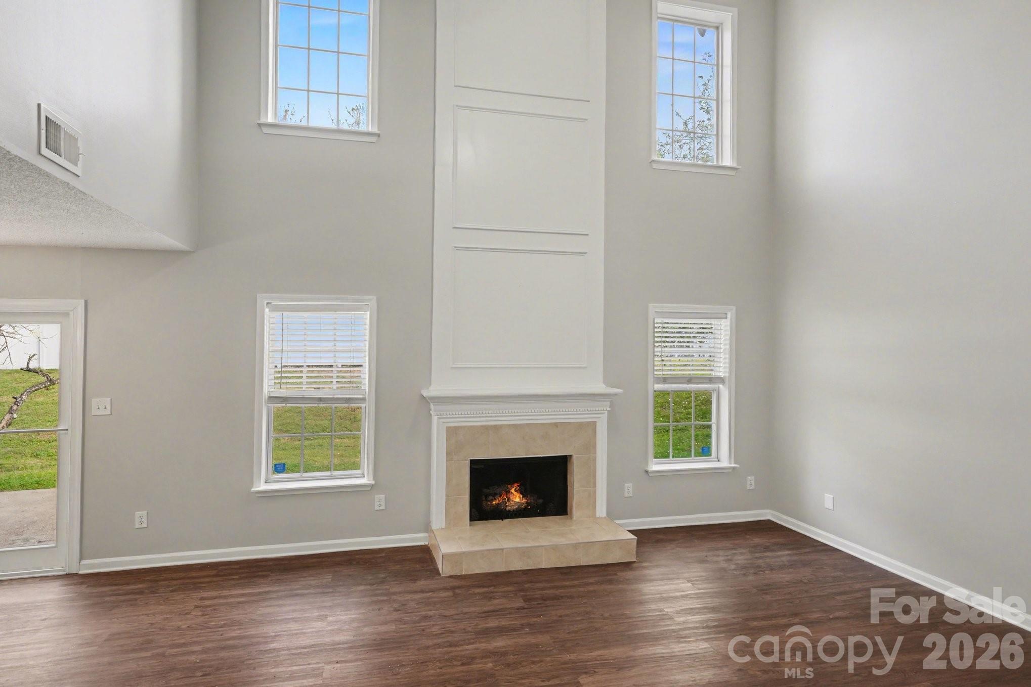 13003 Shannon Park Lane — Charlotte