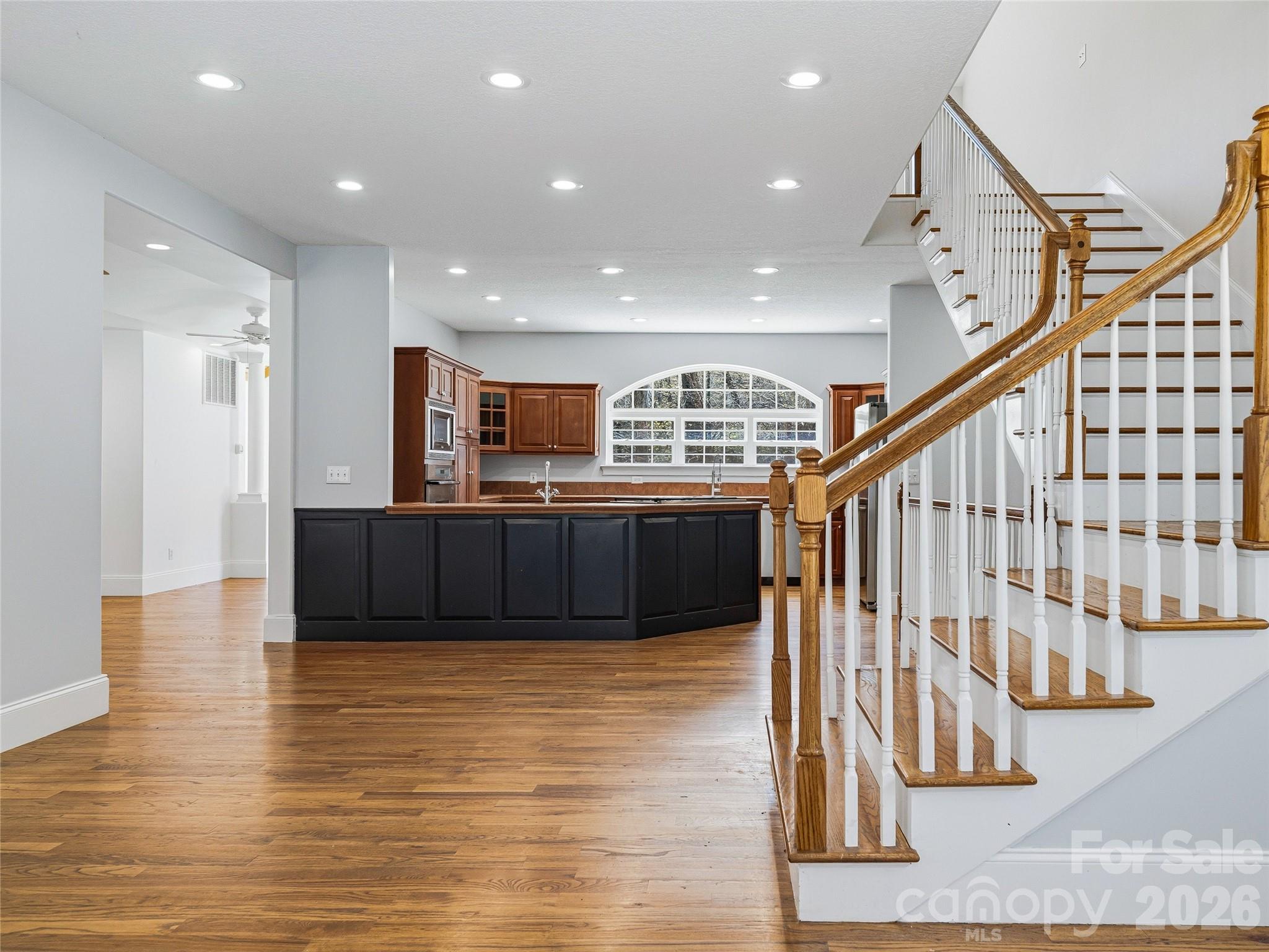 196 Blackbird Lane — Tryon