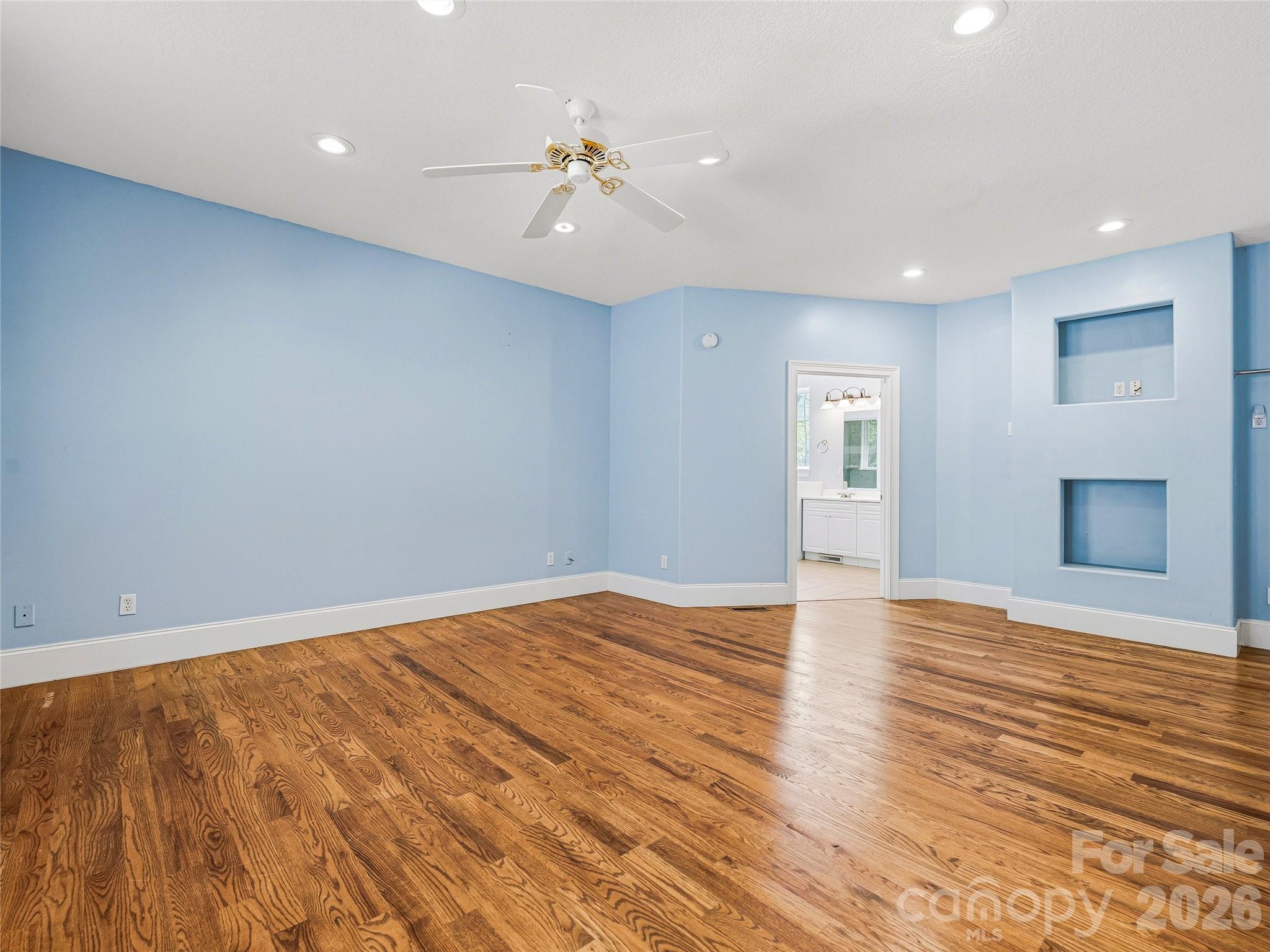 196 Blackbird Lane — Tryon