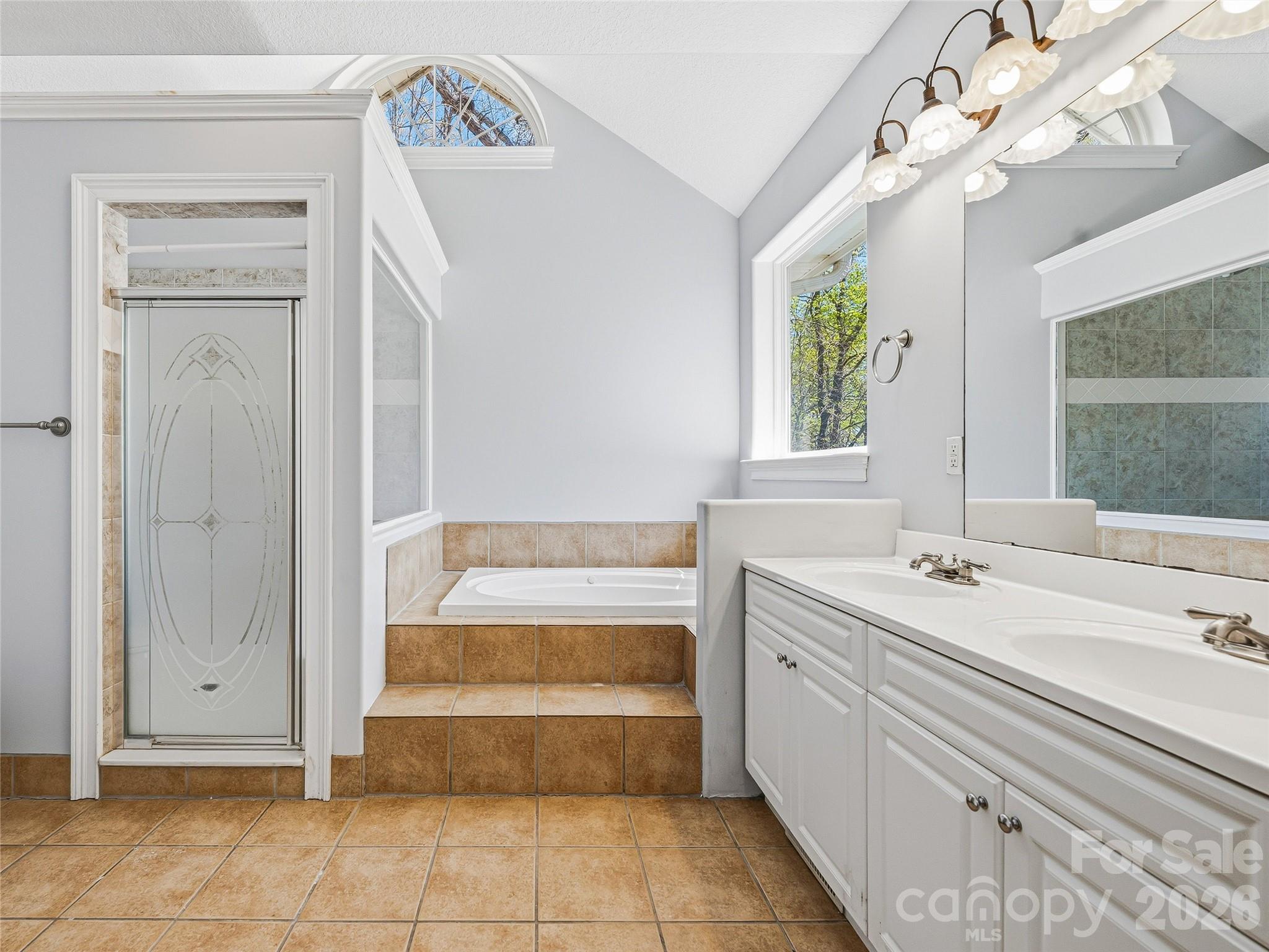 196 Blackbird Lane — Tryon