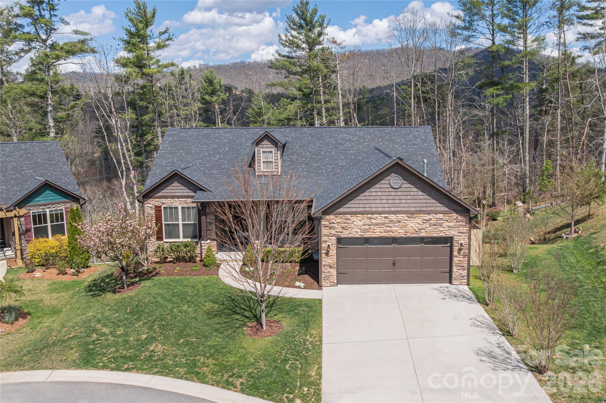 311 Wild Ginger Court — Weaverville