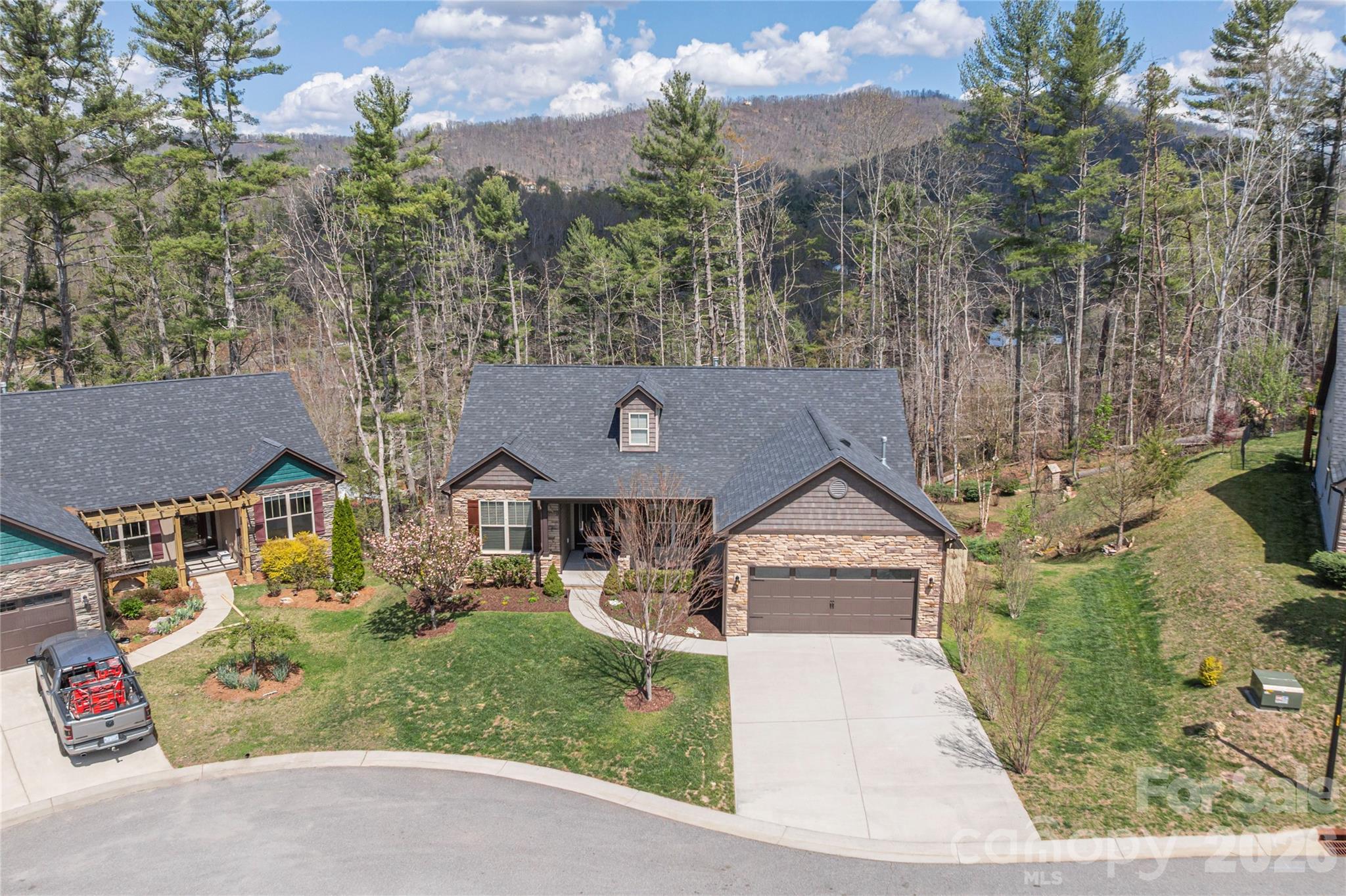 311 Wild Ginger Court — Weaverville