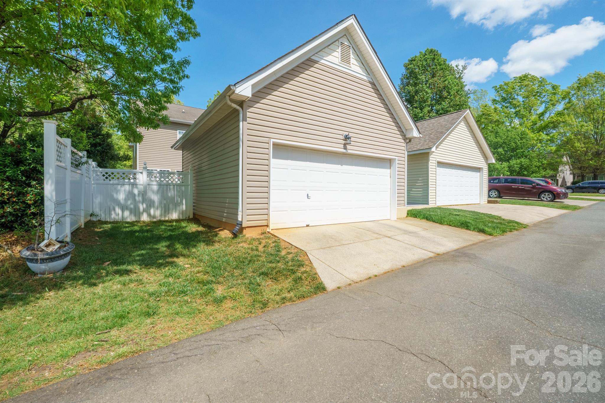 11731 Rainy Bend Drive — Huntersville