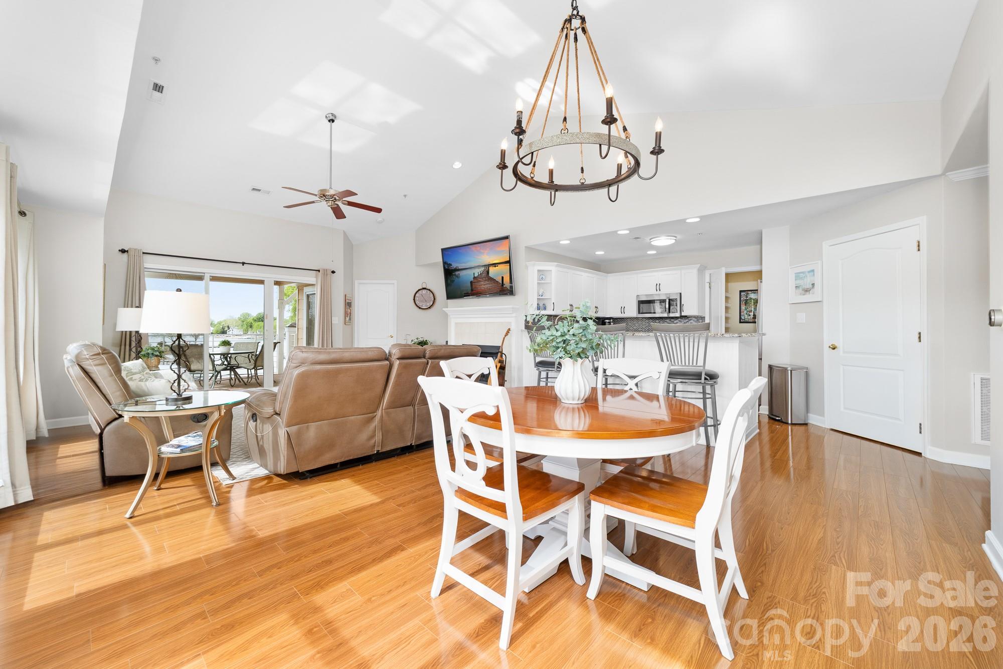 18633 Harborside Drive — Cornelius