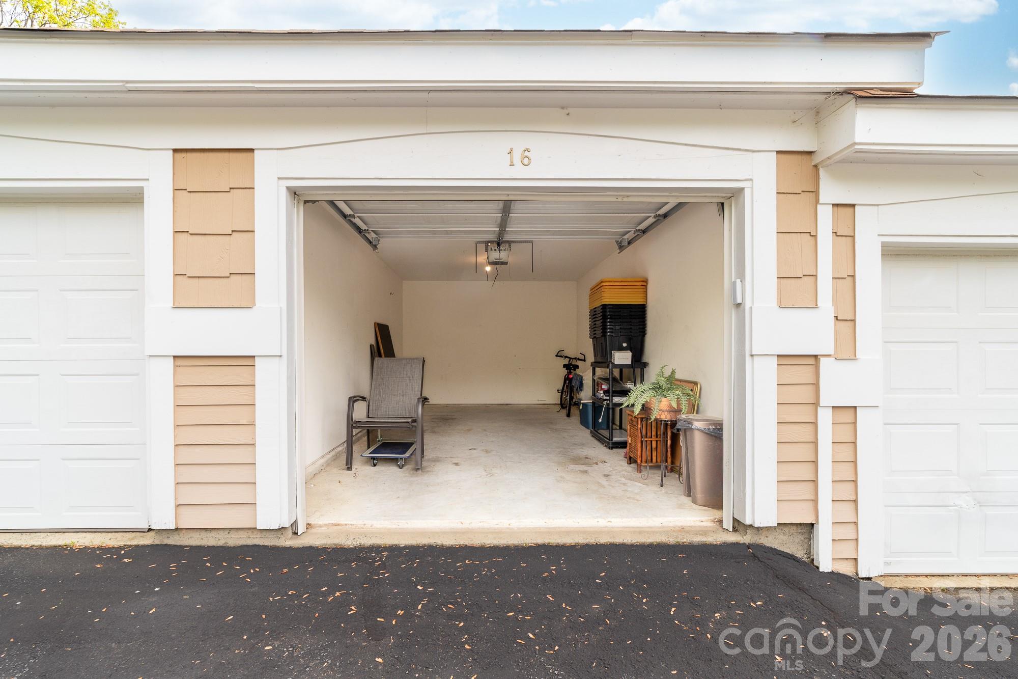 18633 Harborside Drive — Cornelius