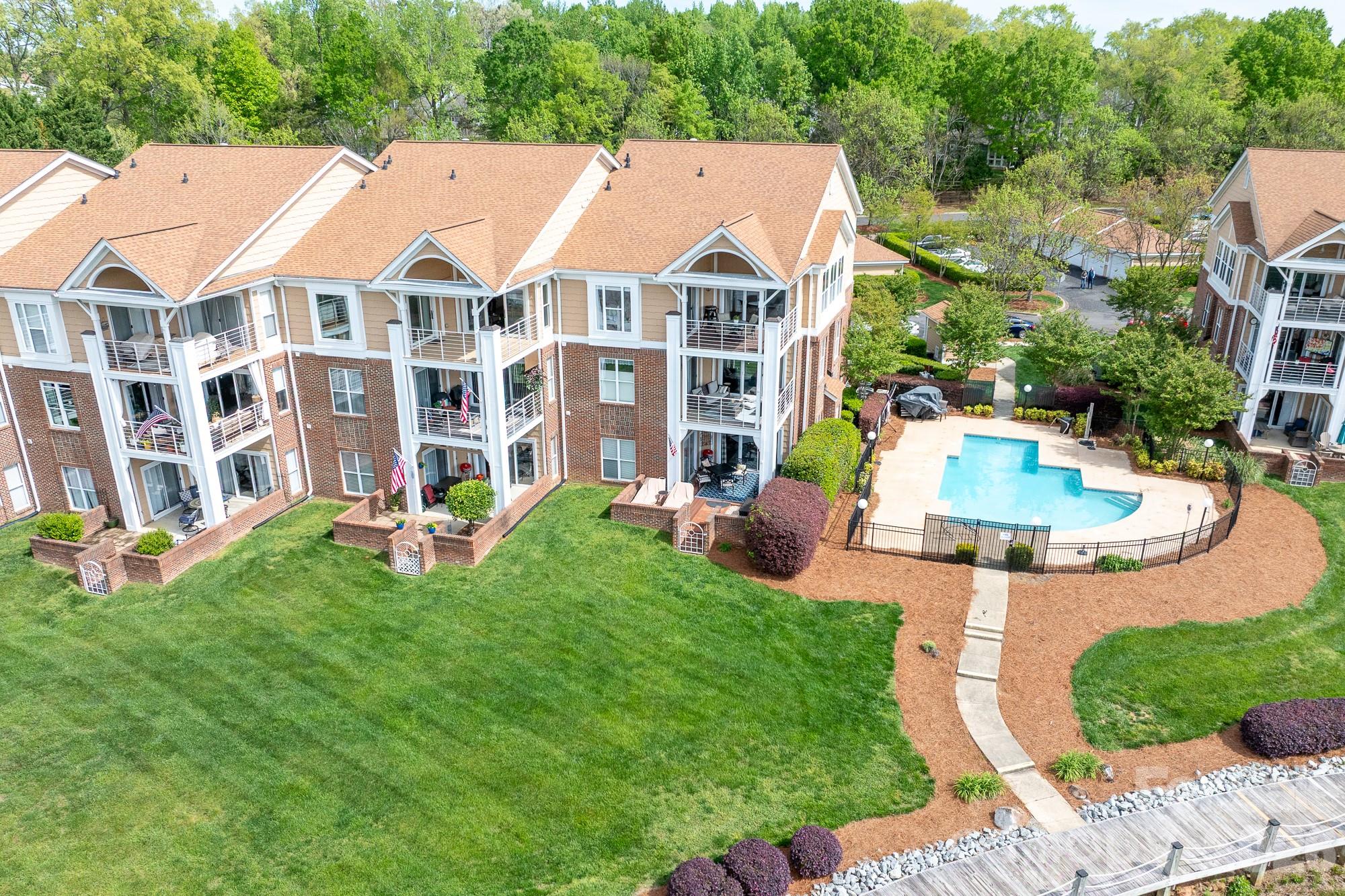 18633 Harborside Drive — Cornelius