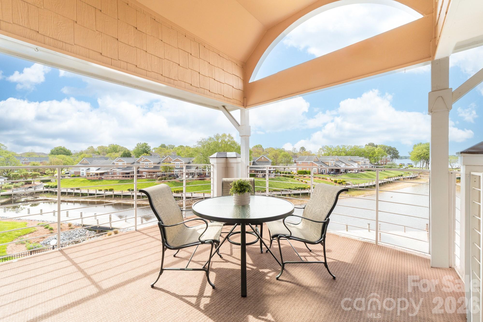 18633 Harborside Drive — Cornelius