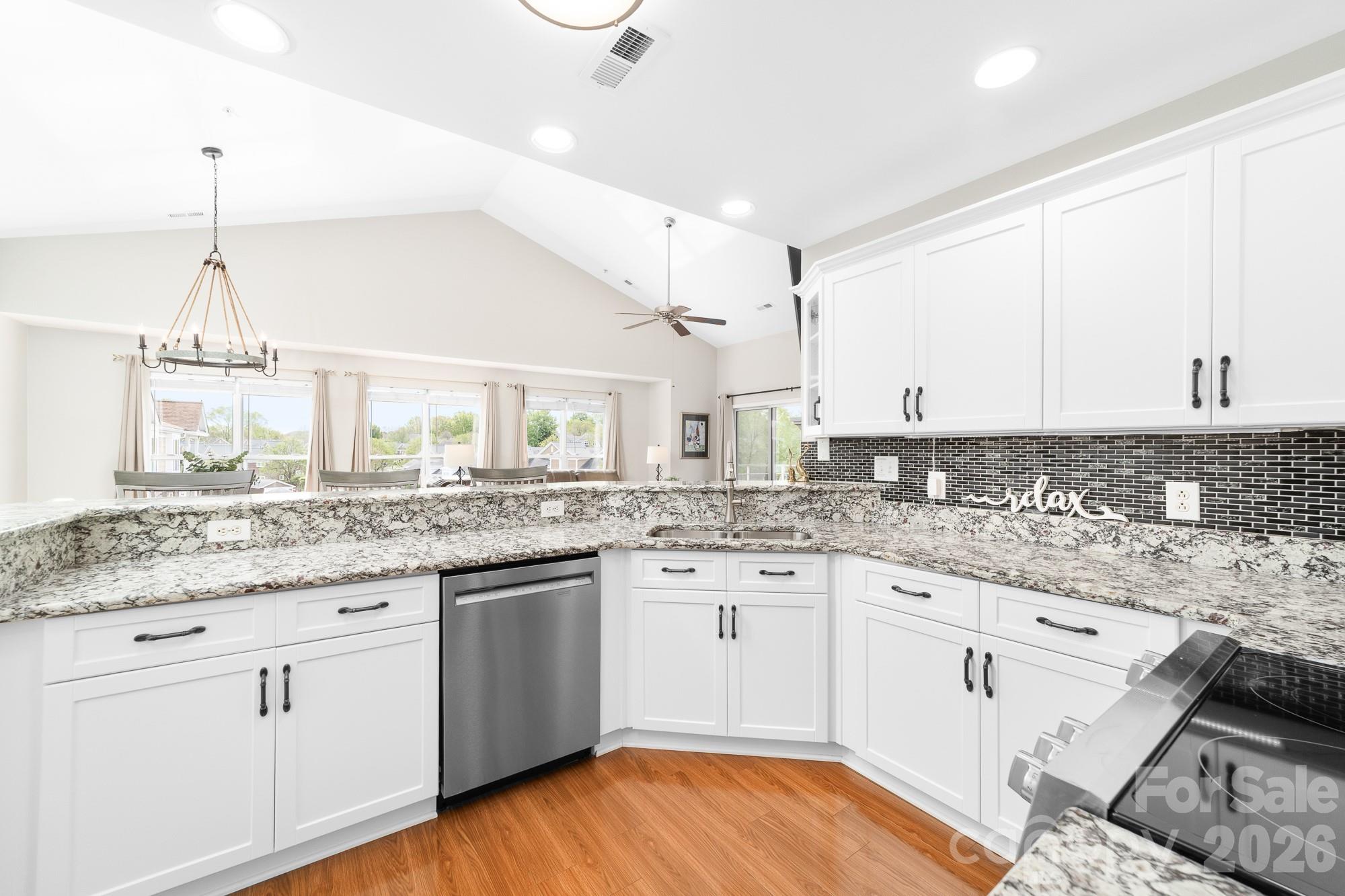 18633 Harborside Drive — Cornelius